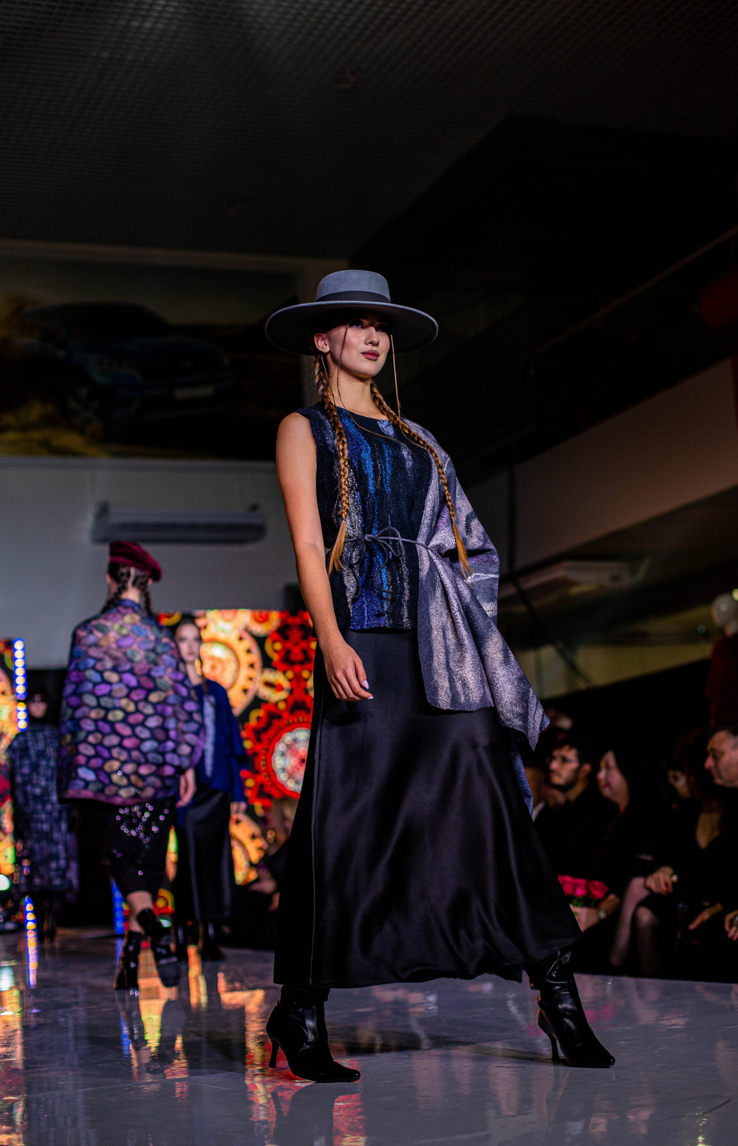 Crimean Tatar fashion show «Urba fashion day». Beye Shevkiyeva Photography