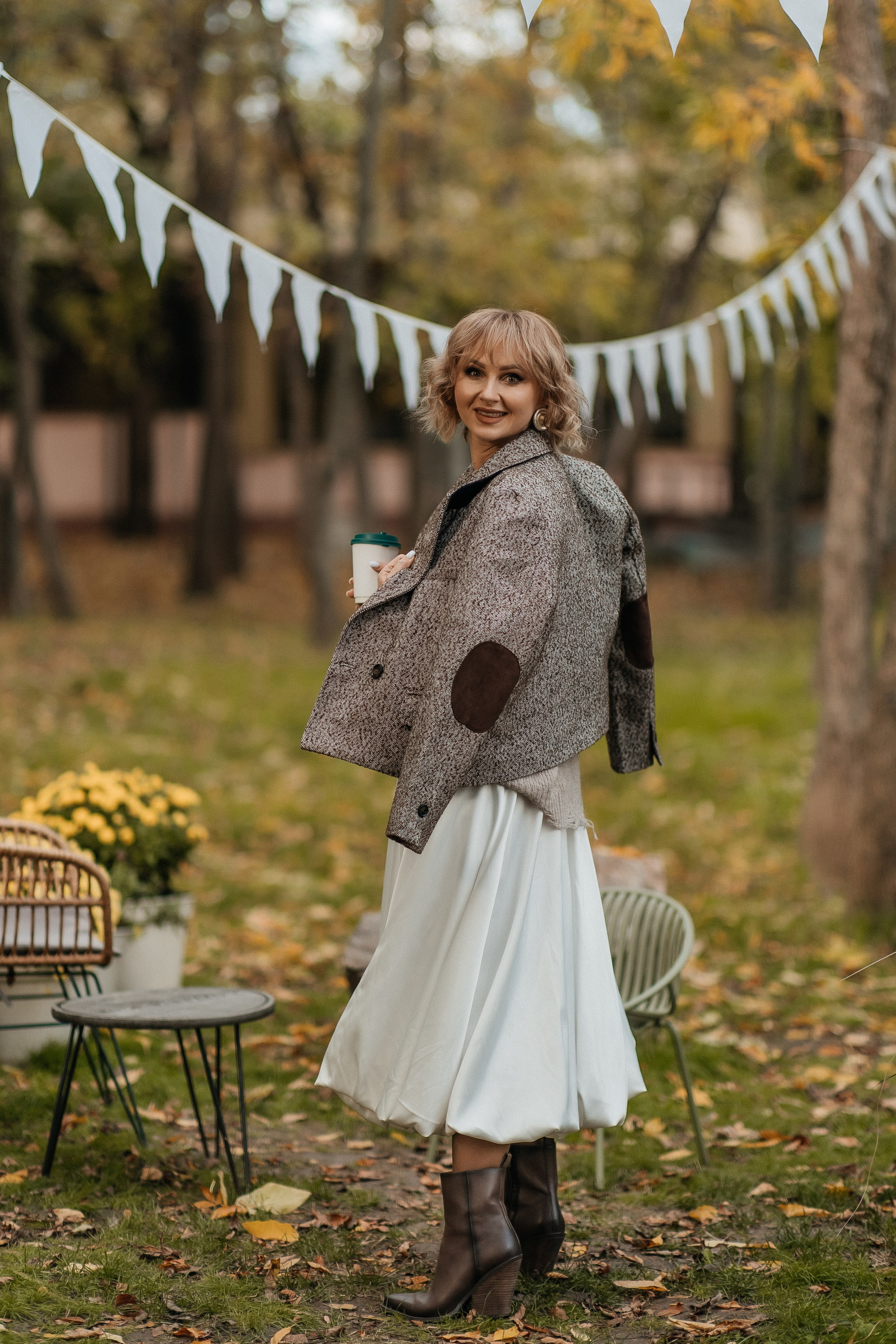 Маша и осень