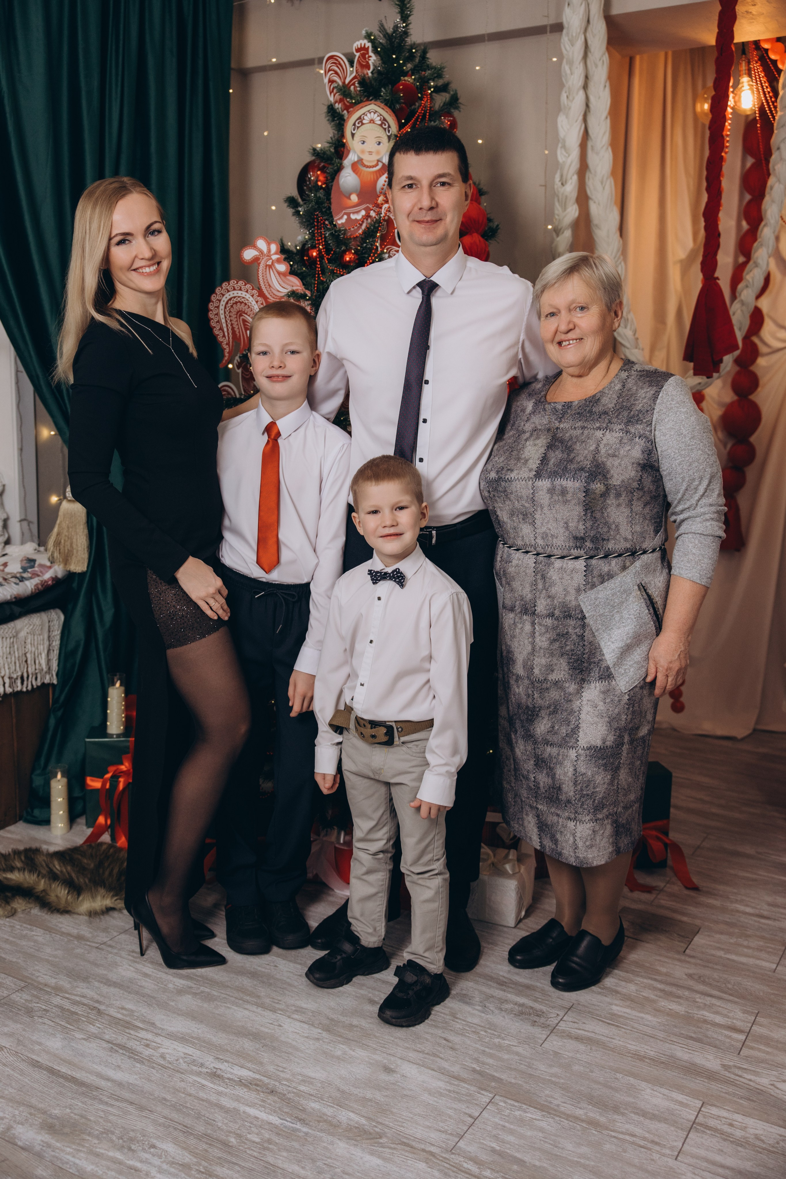 Новогодние истории в студии 8 этаж. Свадебный, семейный фотограф в Иркутске Светлана Макаричева