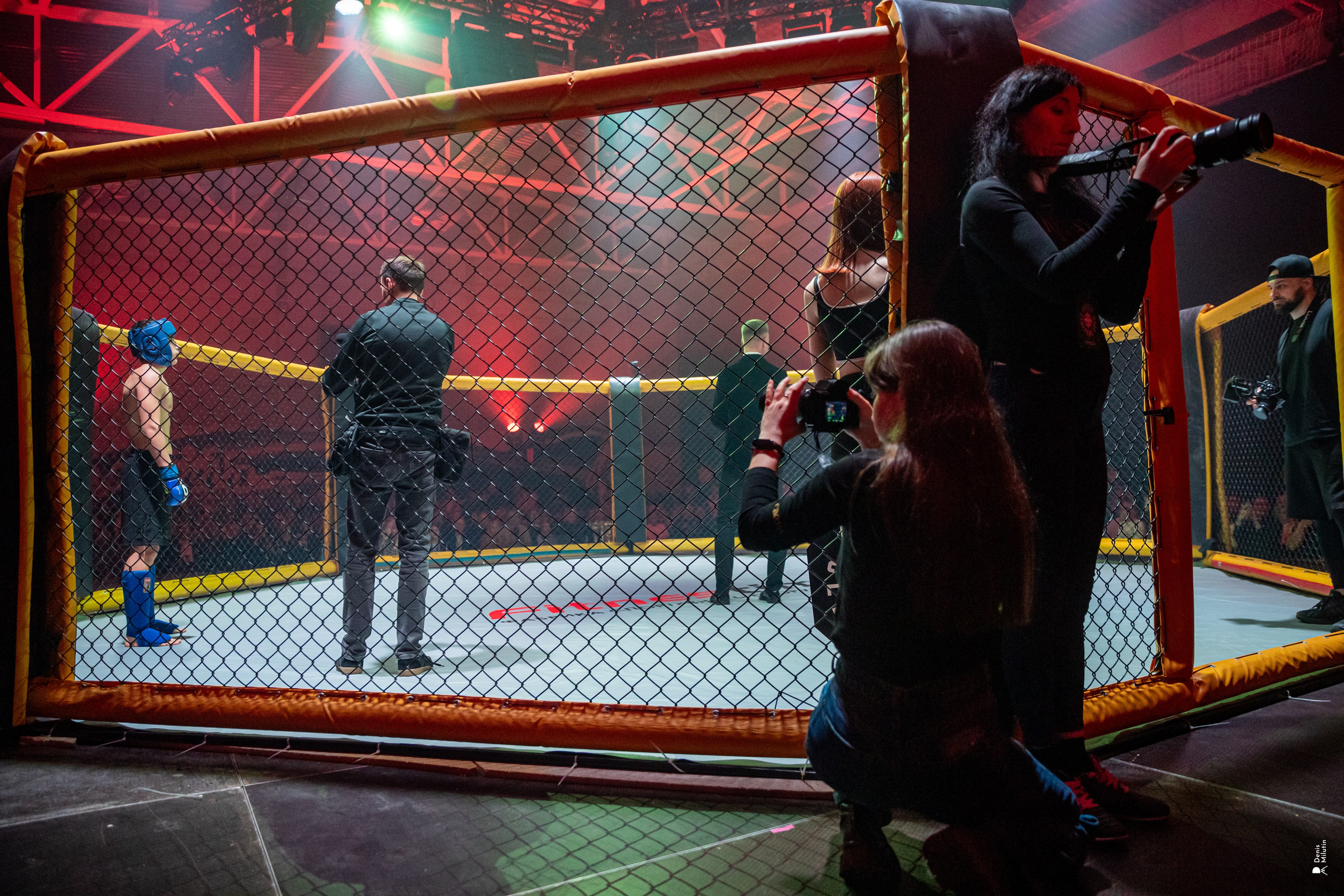 Бои в клетке «Северный Воин». Портретный фотограф Денис Милютин