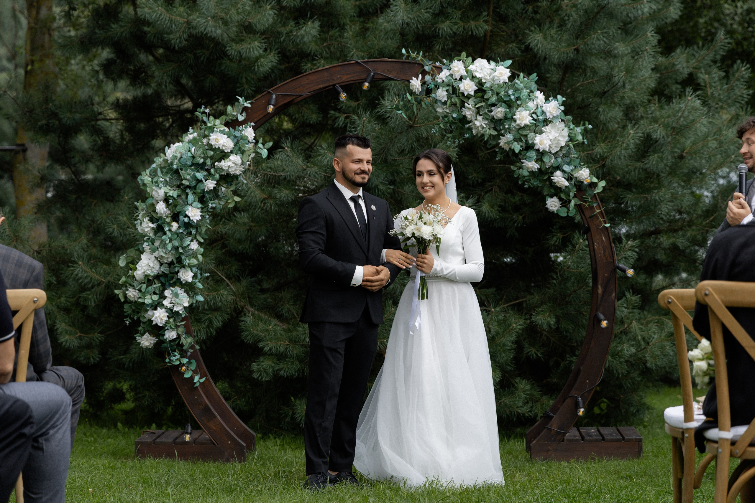 Свадебная фотосессия в агроусадьбе Лабодянка в Минске. Свадебный фотограф в Минске/Беларуси Сергей Спиридонов
