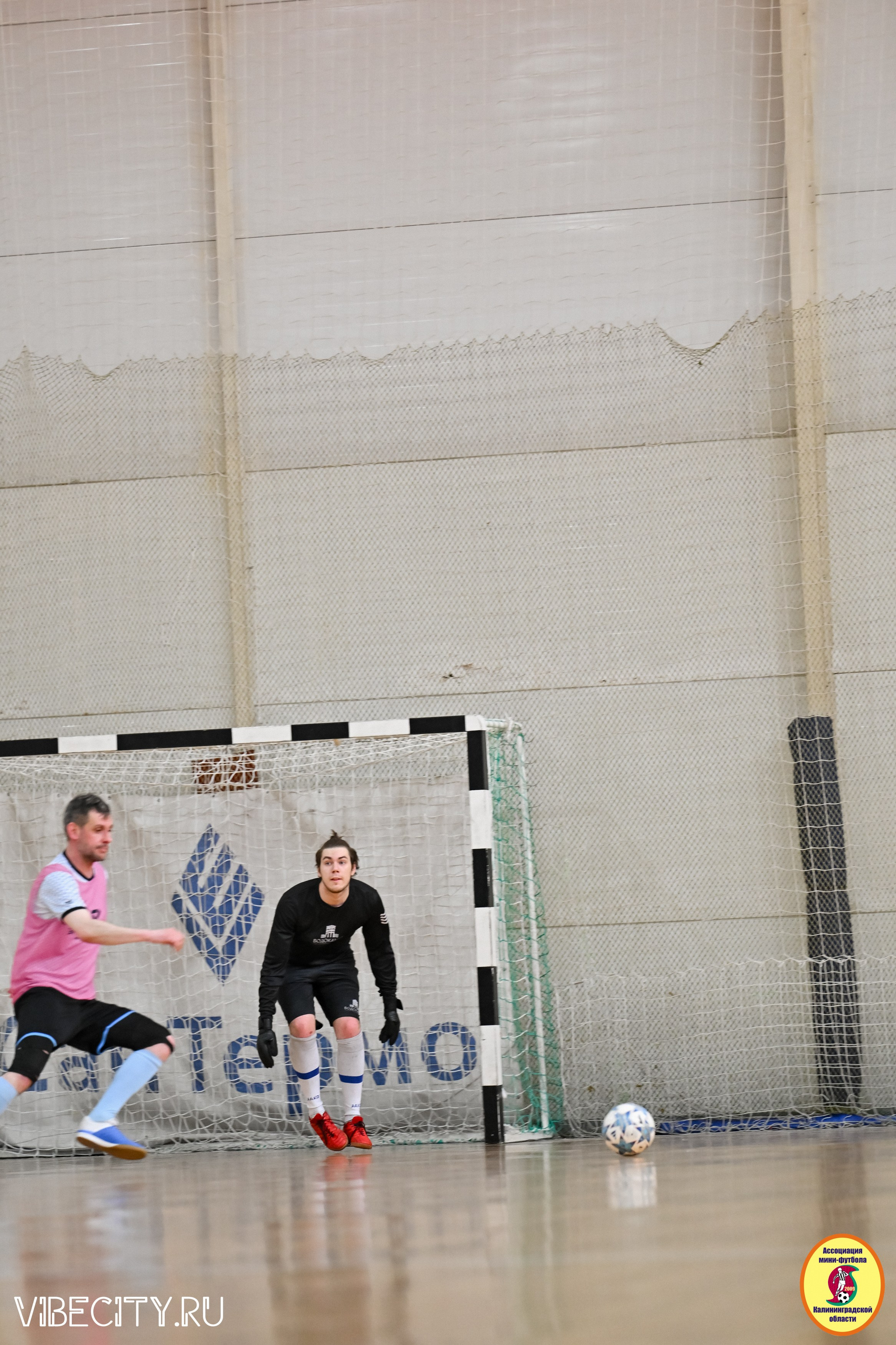 8 тур Корпоративной Бизнес-Лиги по футзалу. VIBECITY.RU Вайб Сити Ру Фоторепортажи Фотоотчеты Калининград