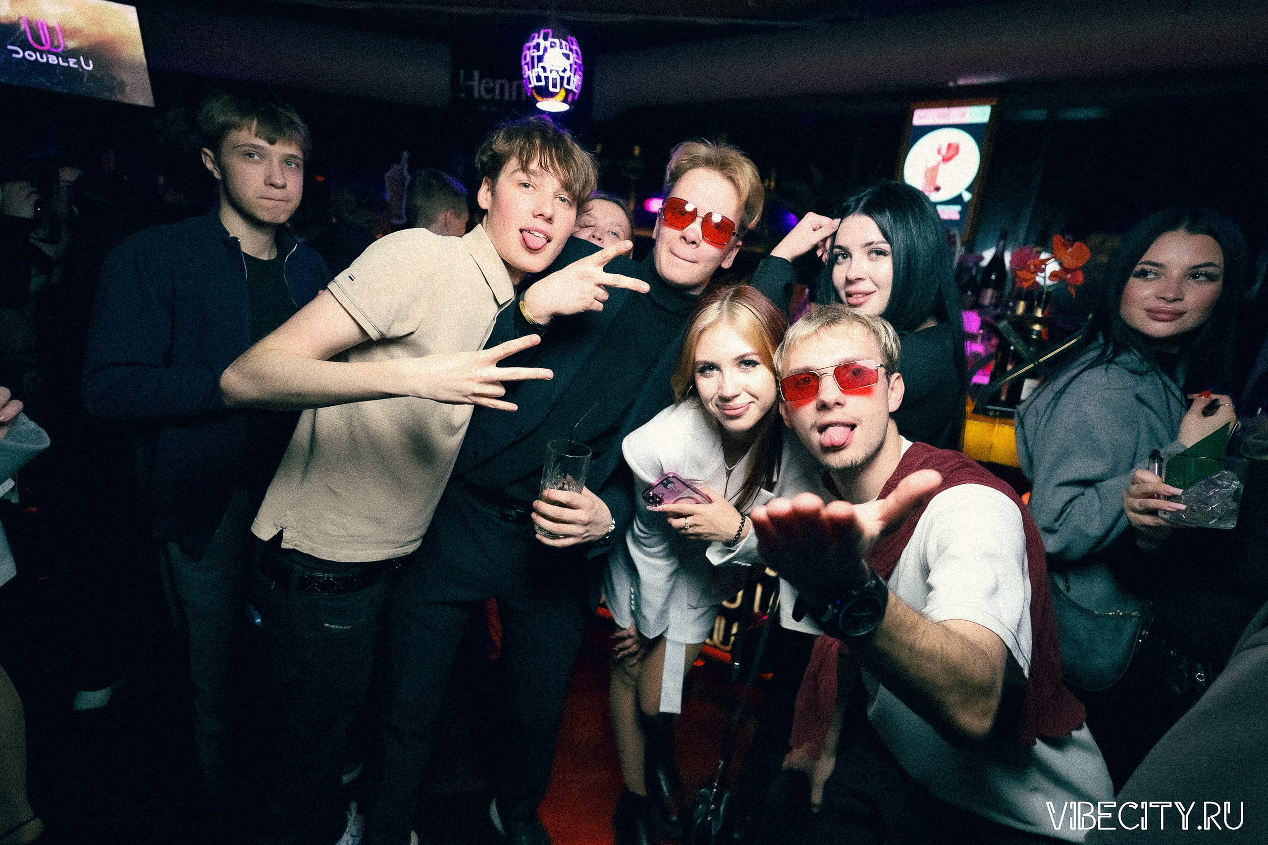 DOUBLE U. VIBECITY.RU Вайб Сити Ру Фоторепортажи Фотоотчеты Калининград