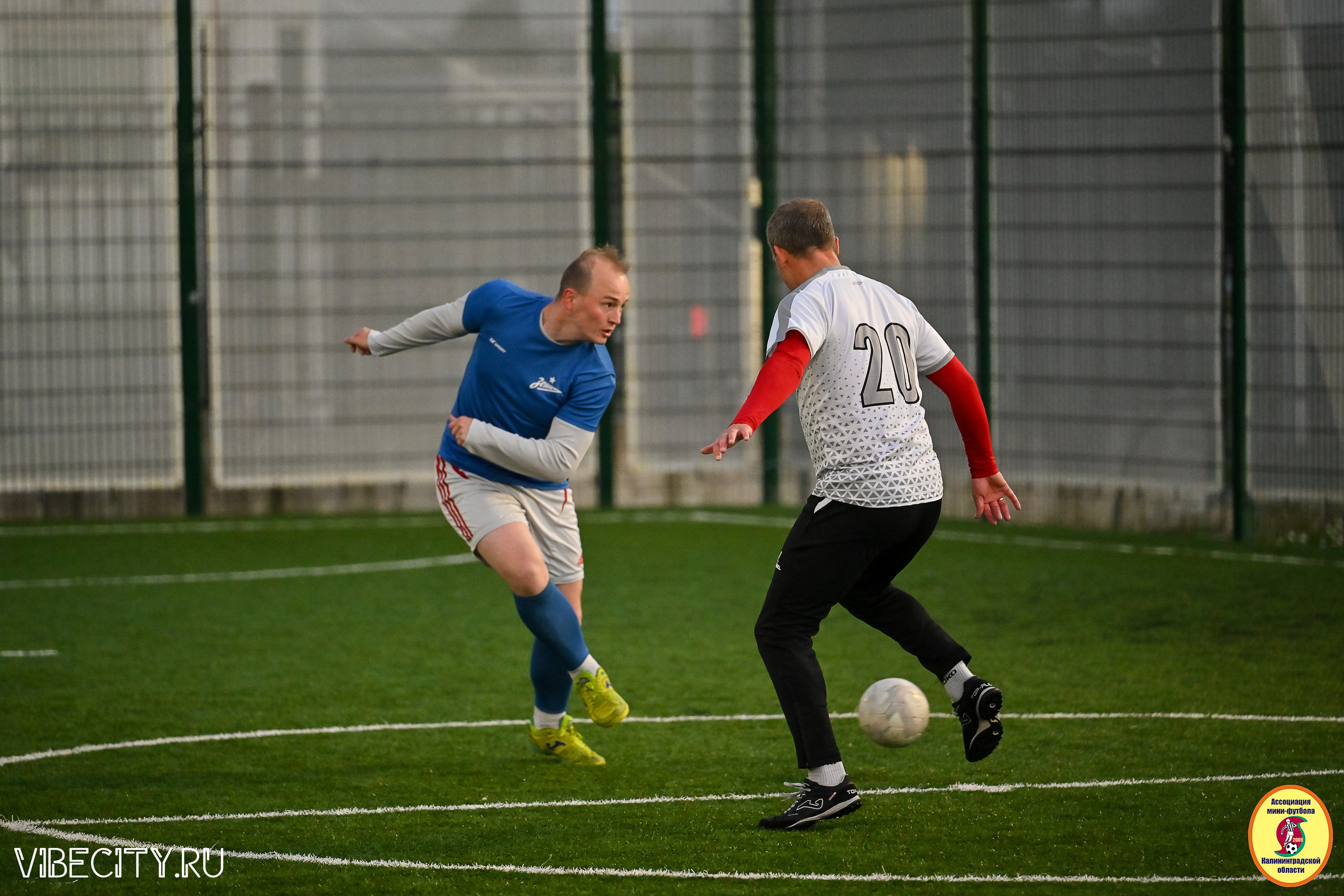 ИГРЫ МИНИ-ФУТБОЛЬНОЙ И КОРПОРАТИВНОЙ ЛИГИ. VIBECITY.RU Вайб Сити Ру Фоторепортажи Фотоотчеты Калининград
