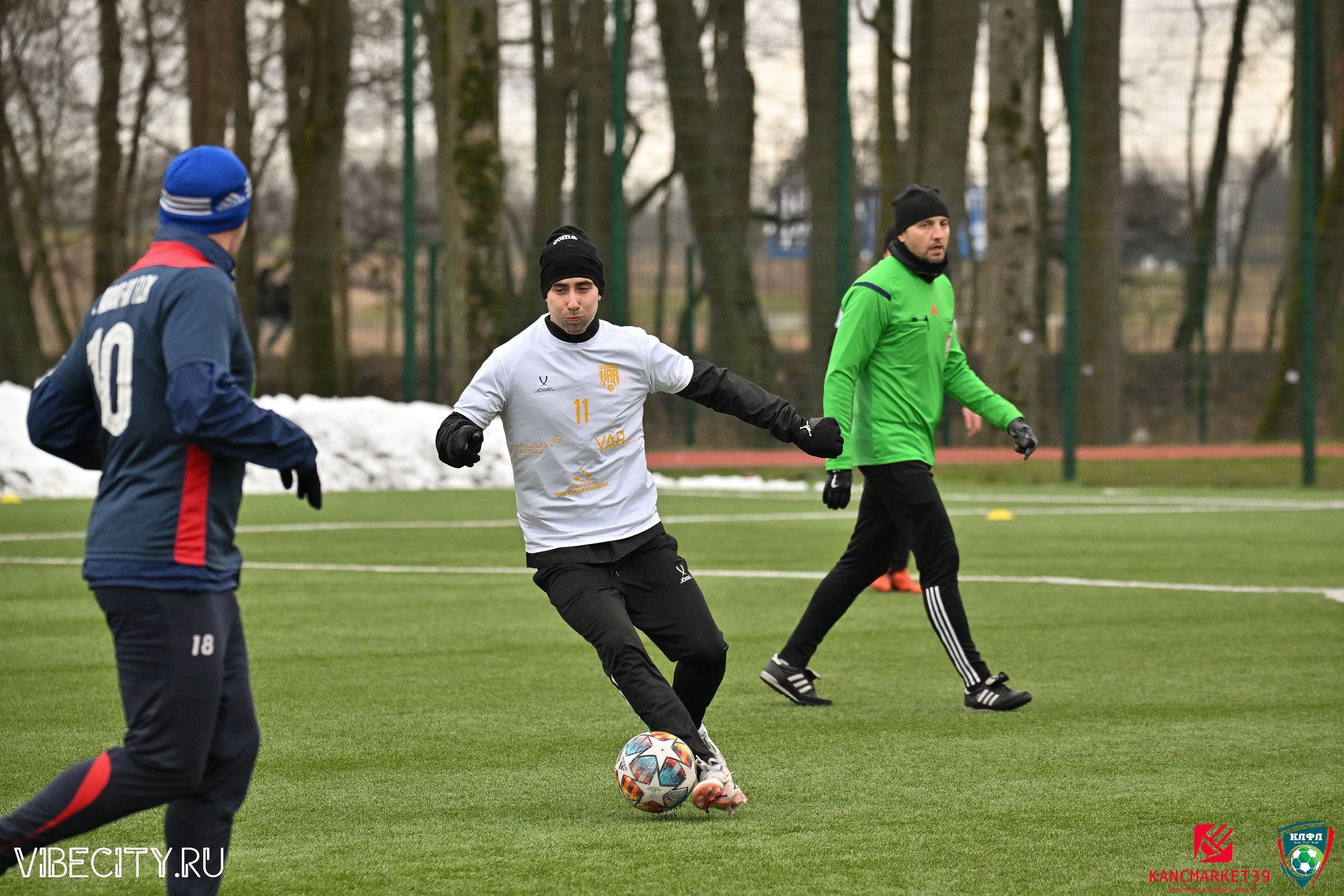 XX ЧЕМПИОНАТ КАЛИНИНГРАДСКОЙ ЛФЛ КАНЦМАРКЕТ39 сезона 2024–2025 гг. VIBECITY.RU Вайб Сити Ру Фоторепортажи Фотоотчеты Калининград