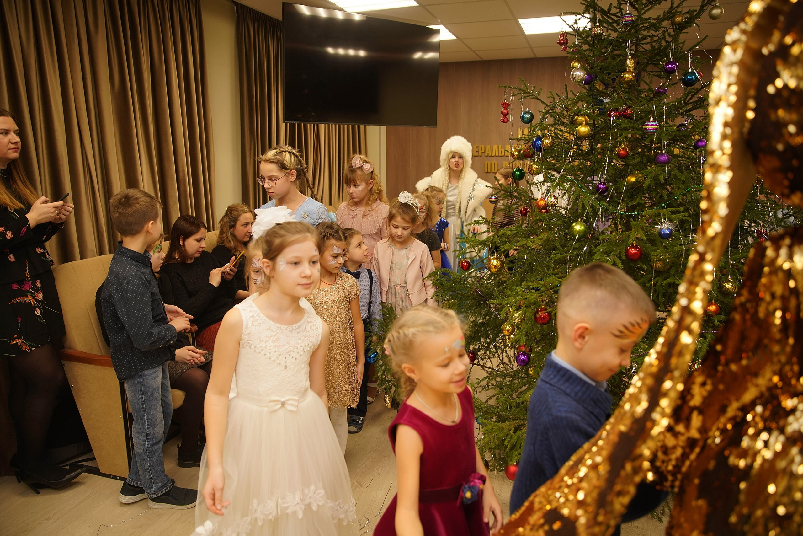 Елка НБД банк. Семейный и детский фотограф в Нижнем Новгороде