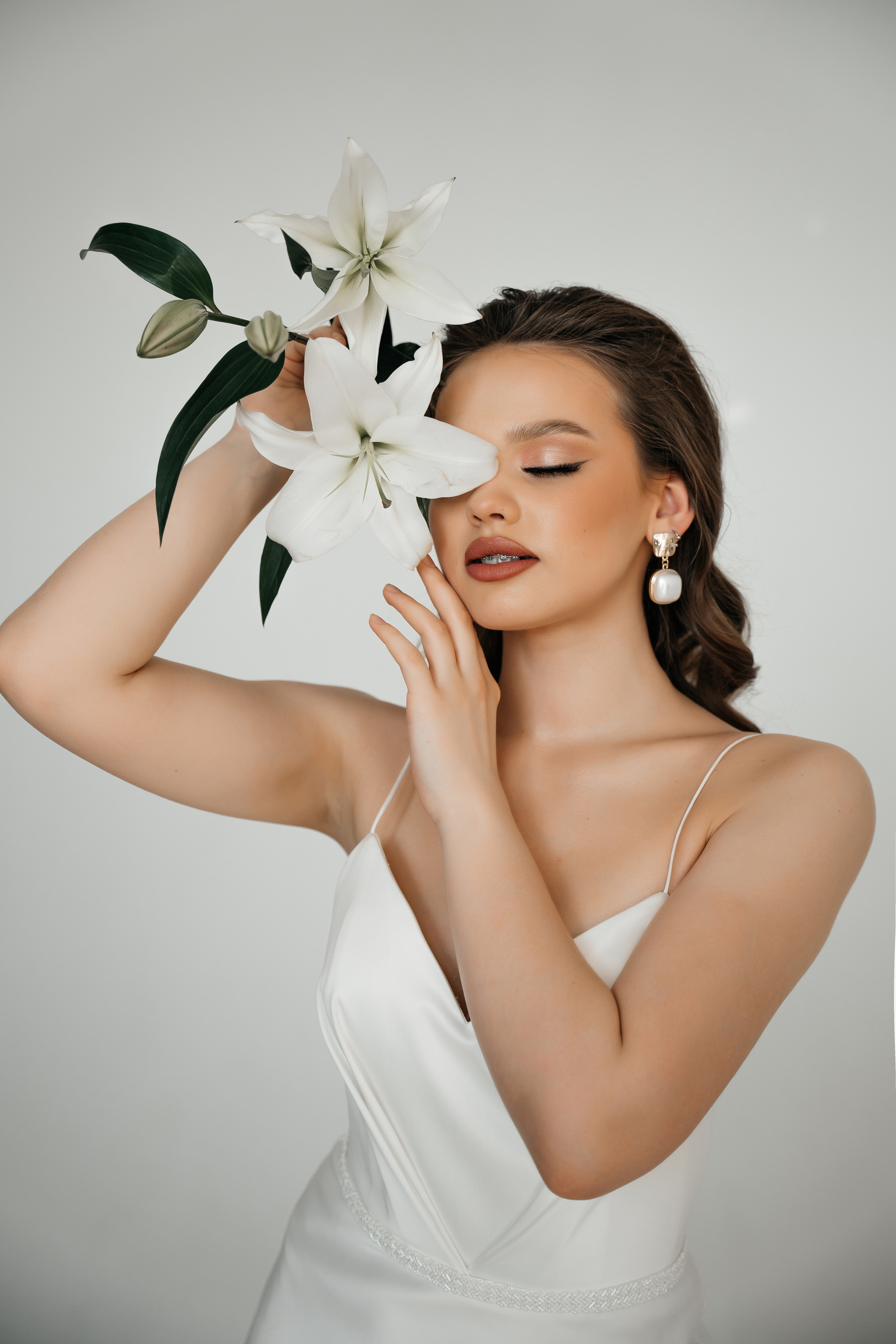 ЛИЛИИ И НЕВЕСТА. Фотограф Нижний Новгород Удалова Диана
