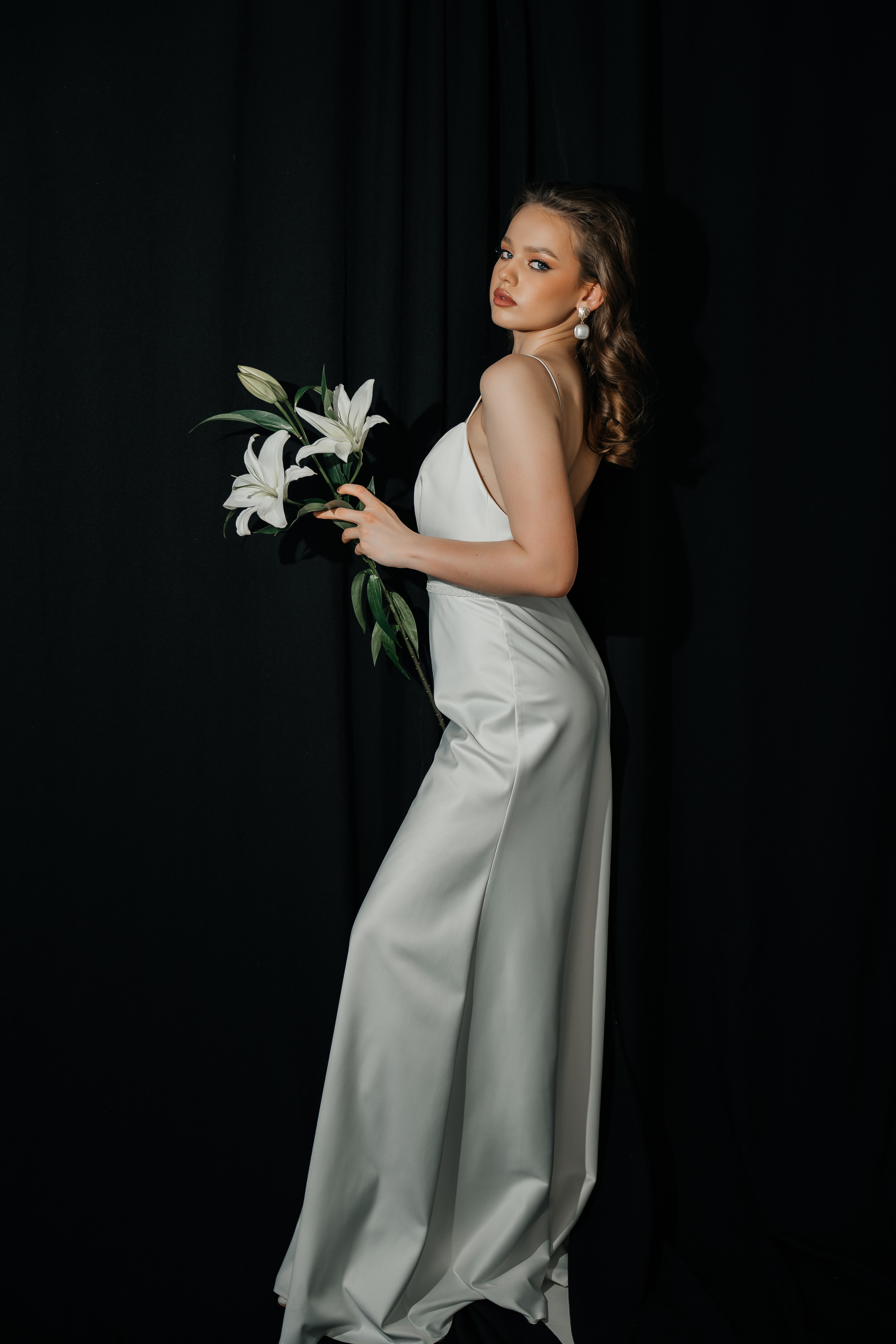 ЛИЛИИ И НЕВЕСТА. Фотограф Нижний Новгород Удалова Диана