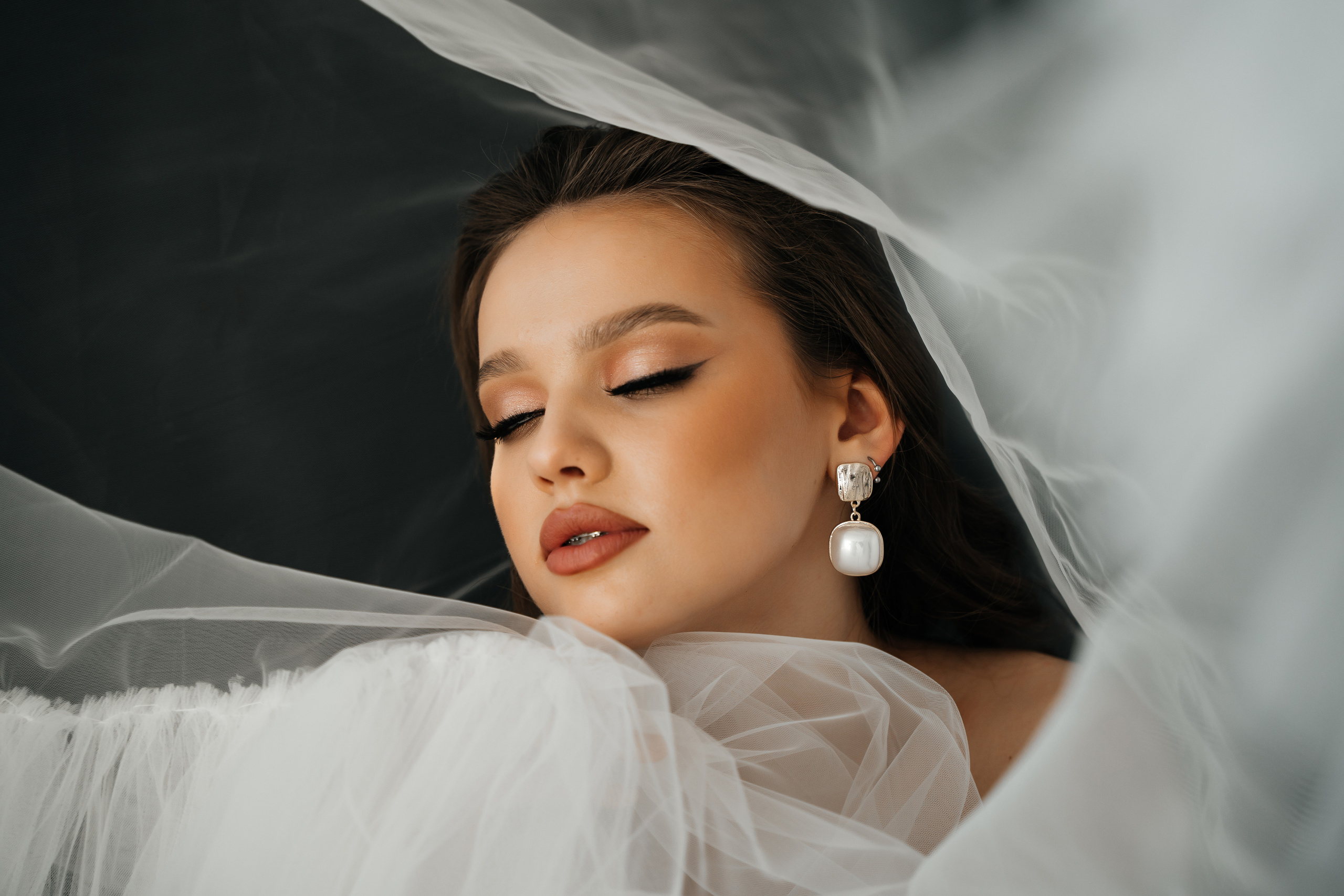 ЛИЛИИ И НЕВЕСТА. Фотограф Нижний Новгород Удалова Диана