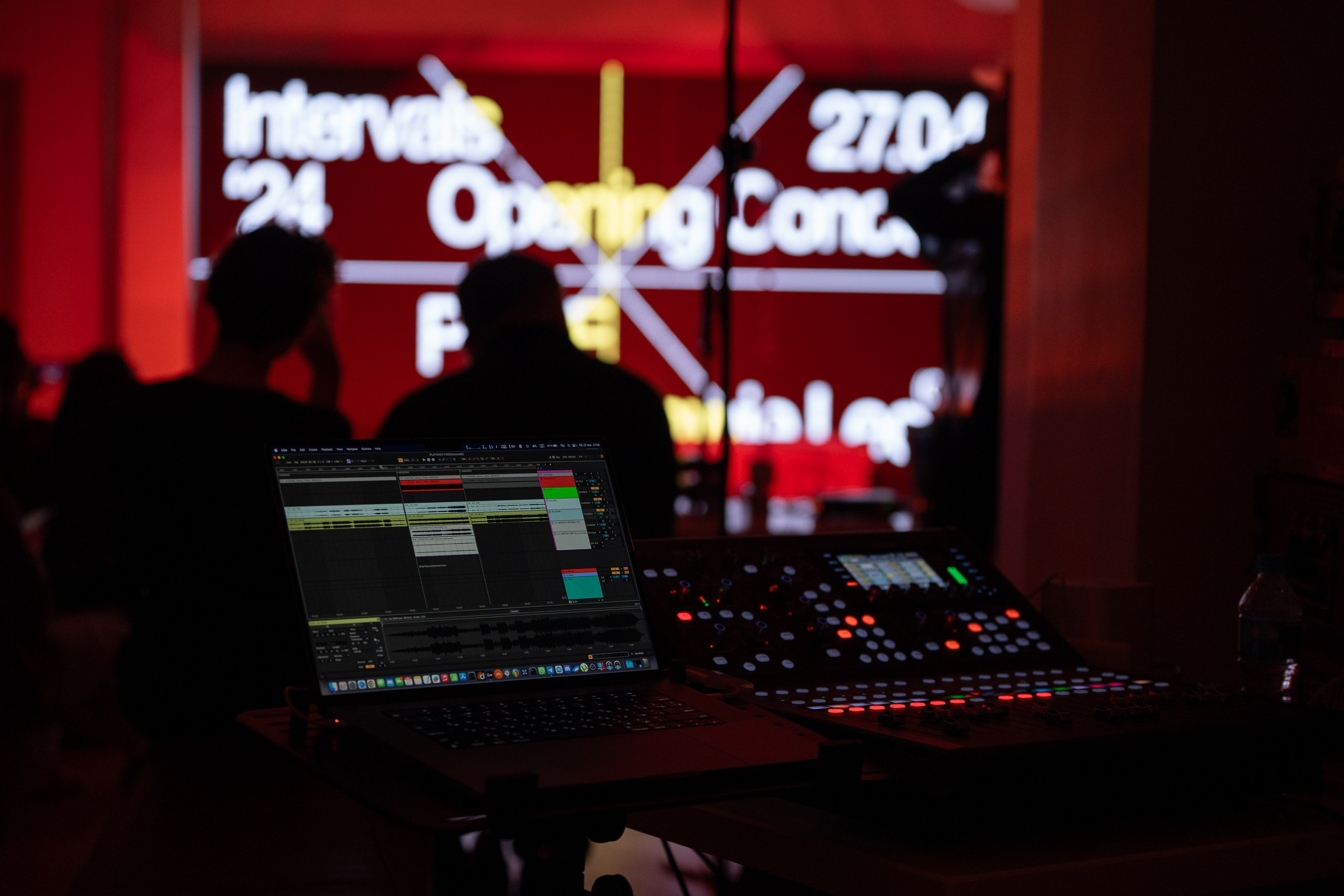 INTERVALS 2025. Sunnyman