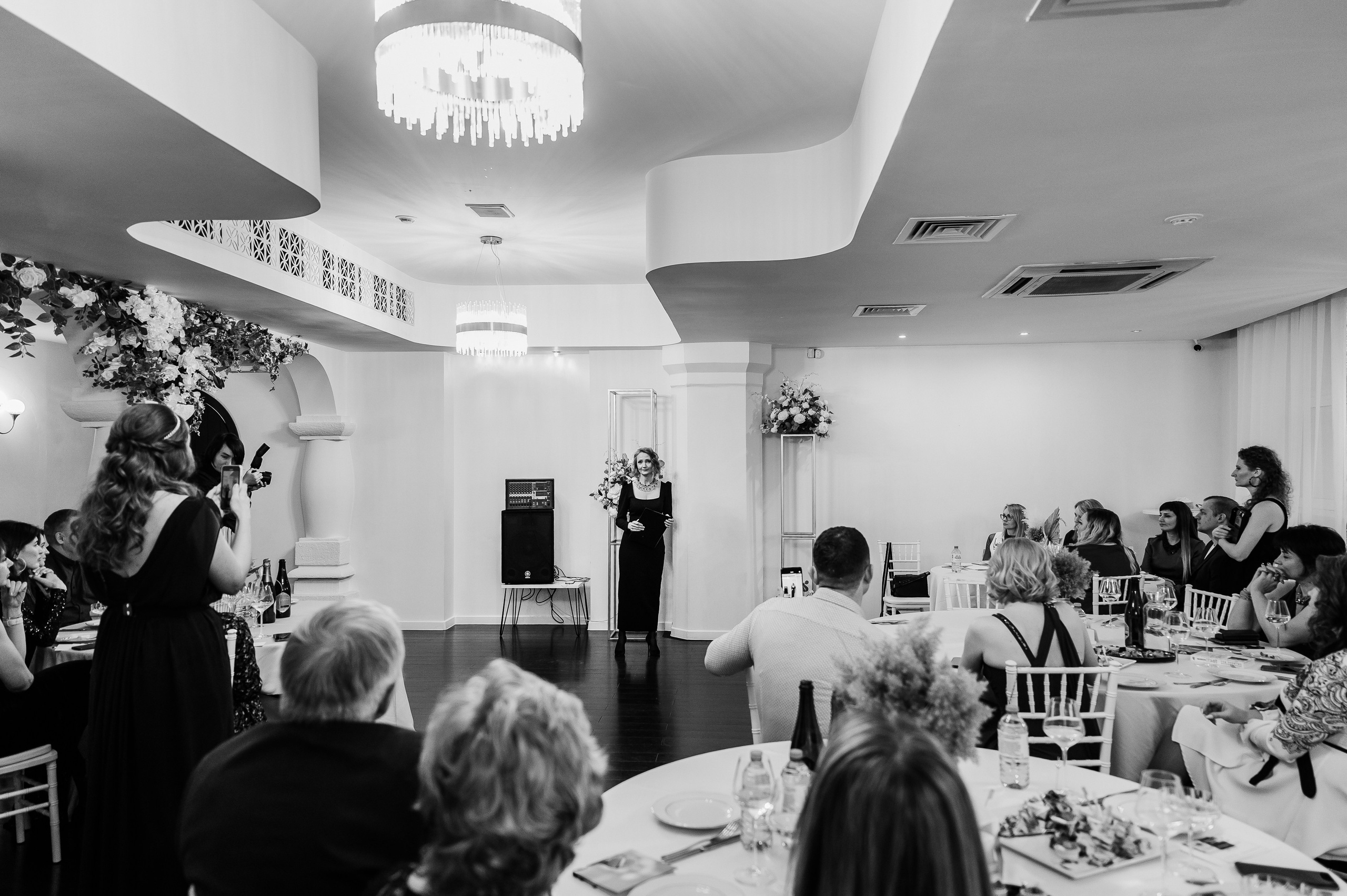 Поэтический вечер Ольги Любимовой. Свадебный и просто хороший фотограф в Челябинске