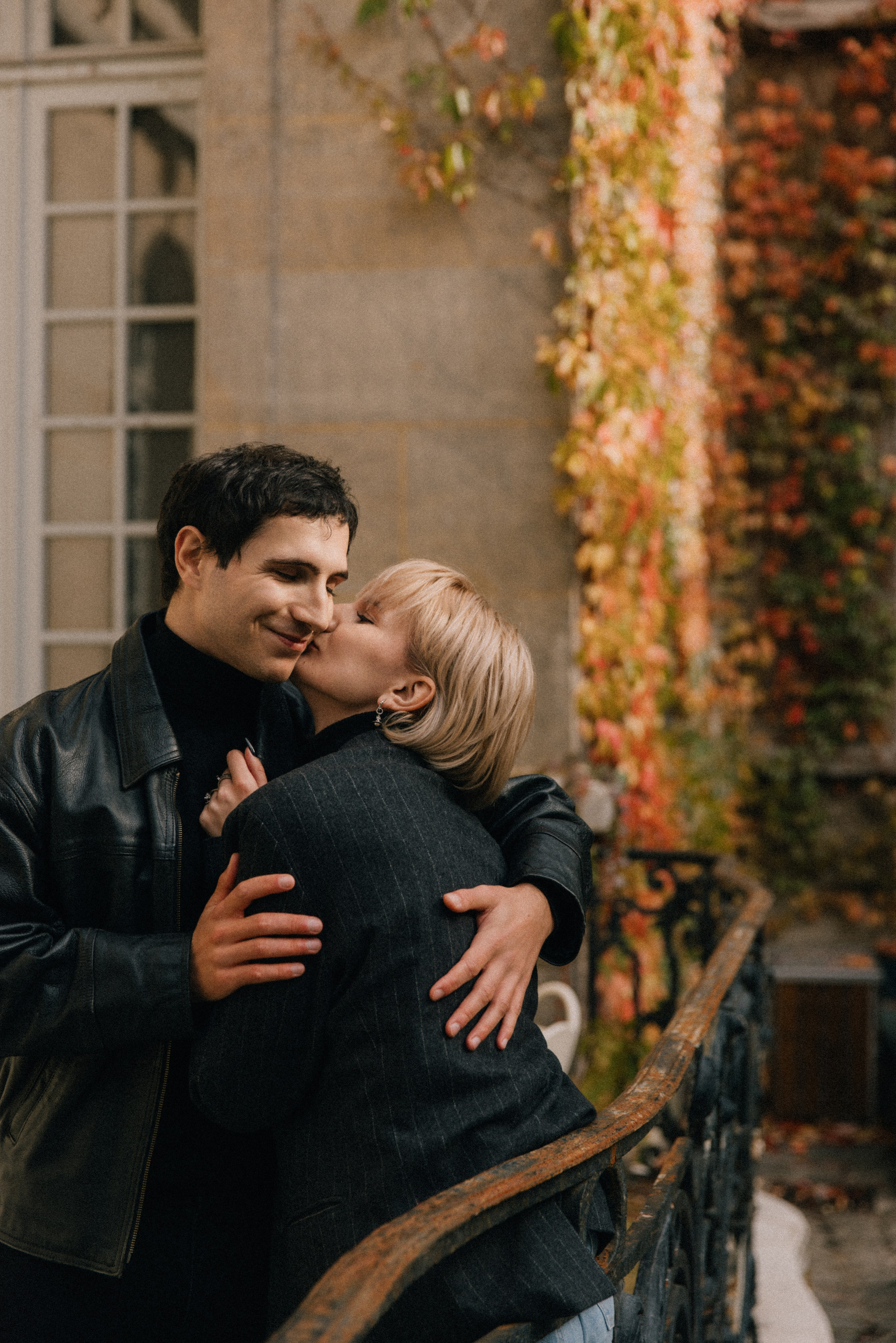 First love is something that lasts forever. Photographer in Paris