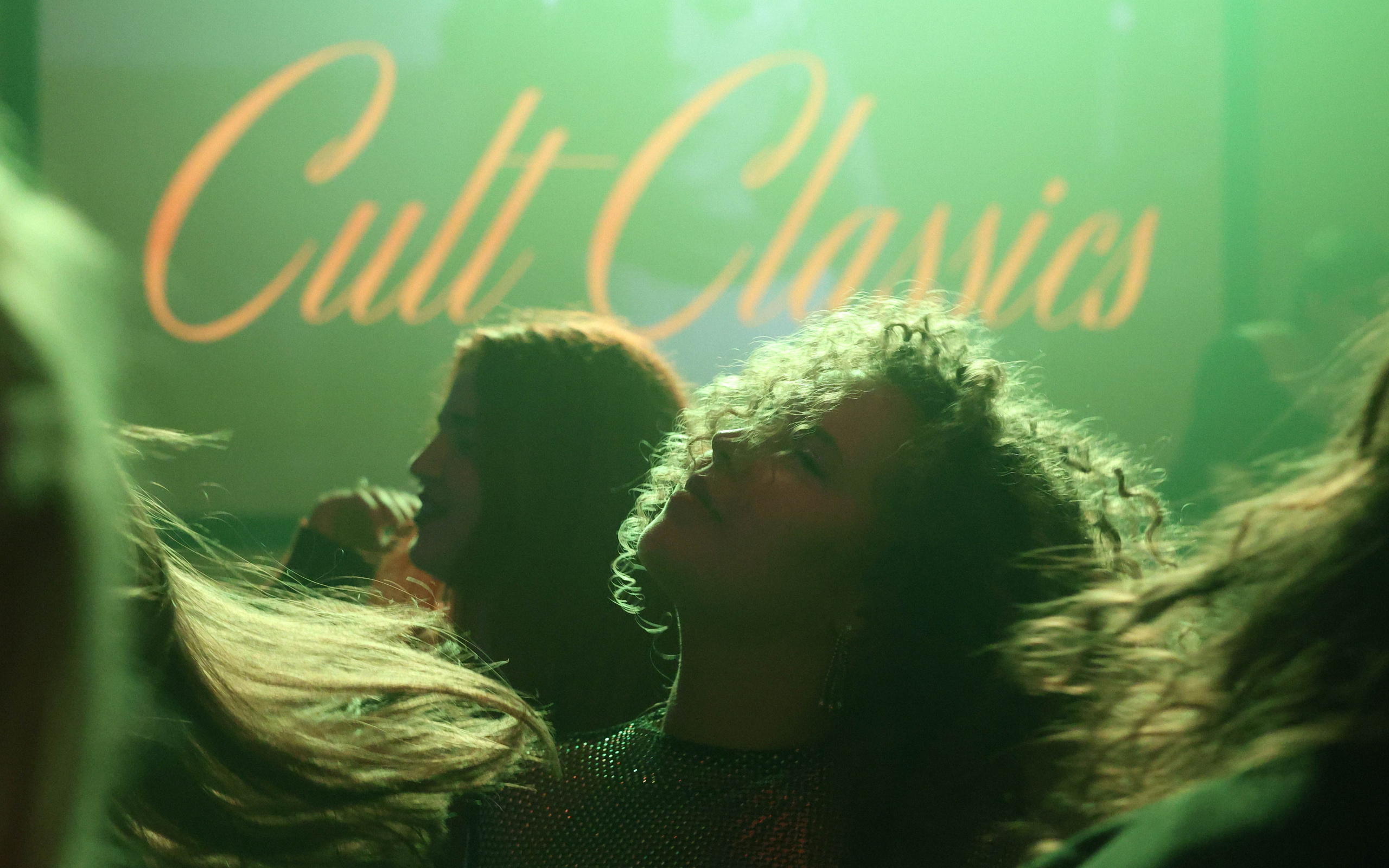 Вечеринки / вспышка. Репортажный фотограф в Москве Арина Антонова