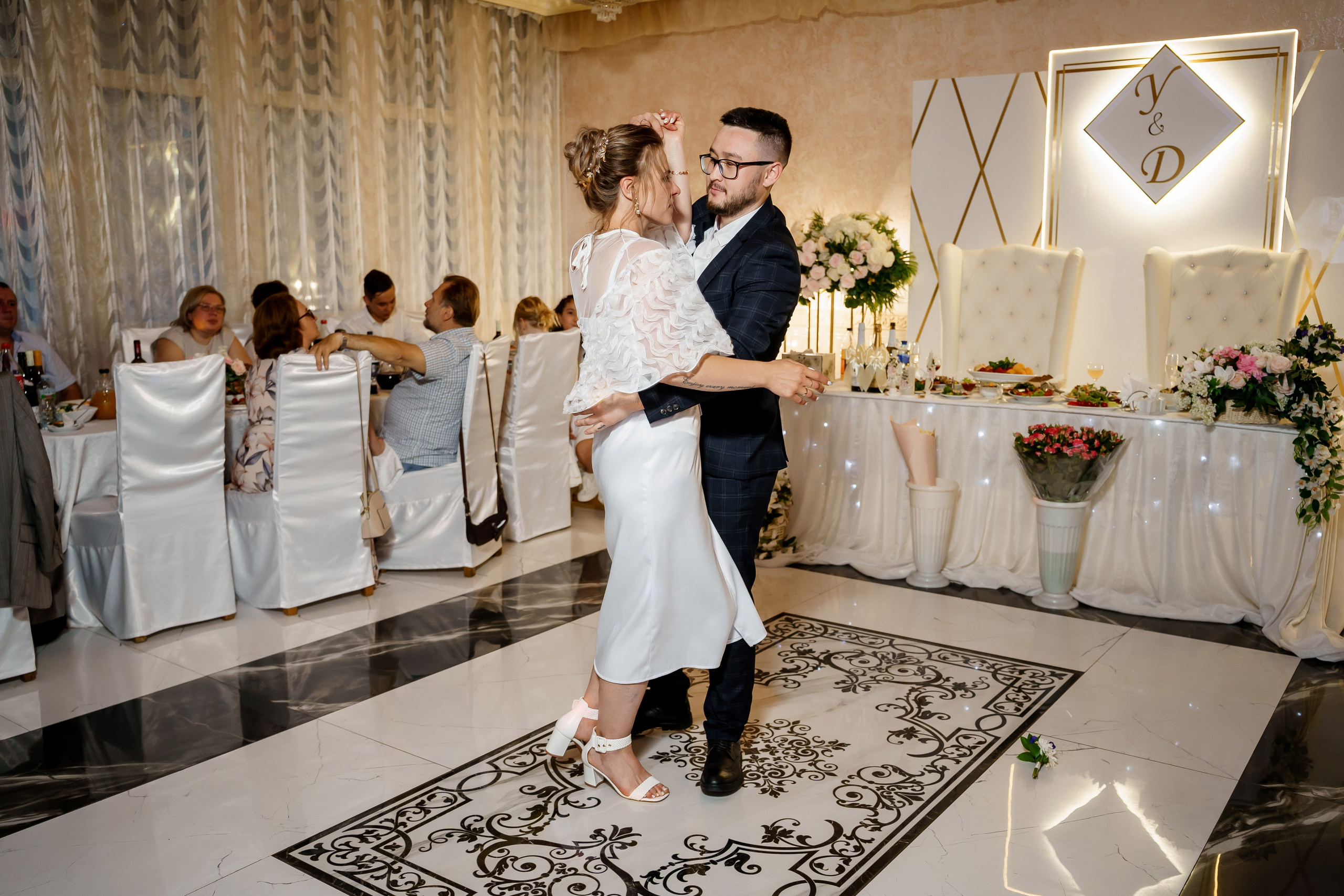 Алексей и Дарья. Регистрация, прогулка, банкет. Фотограф и видеограф в Москве и Московской области Мария Вишня