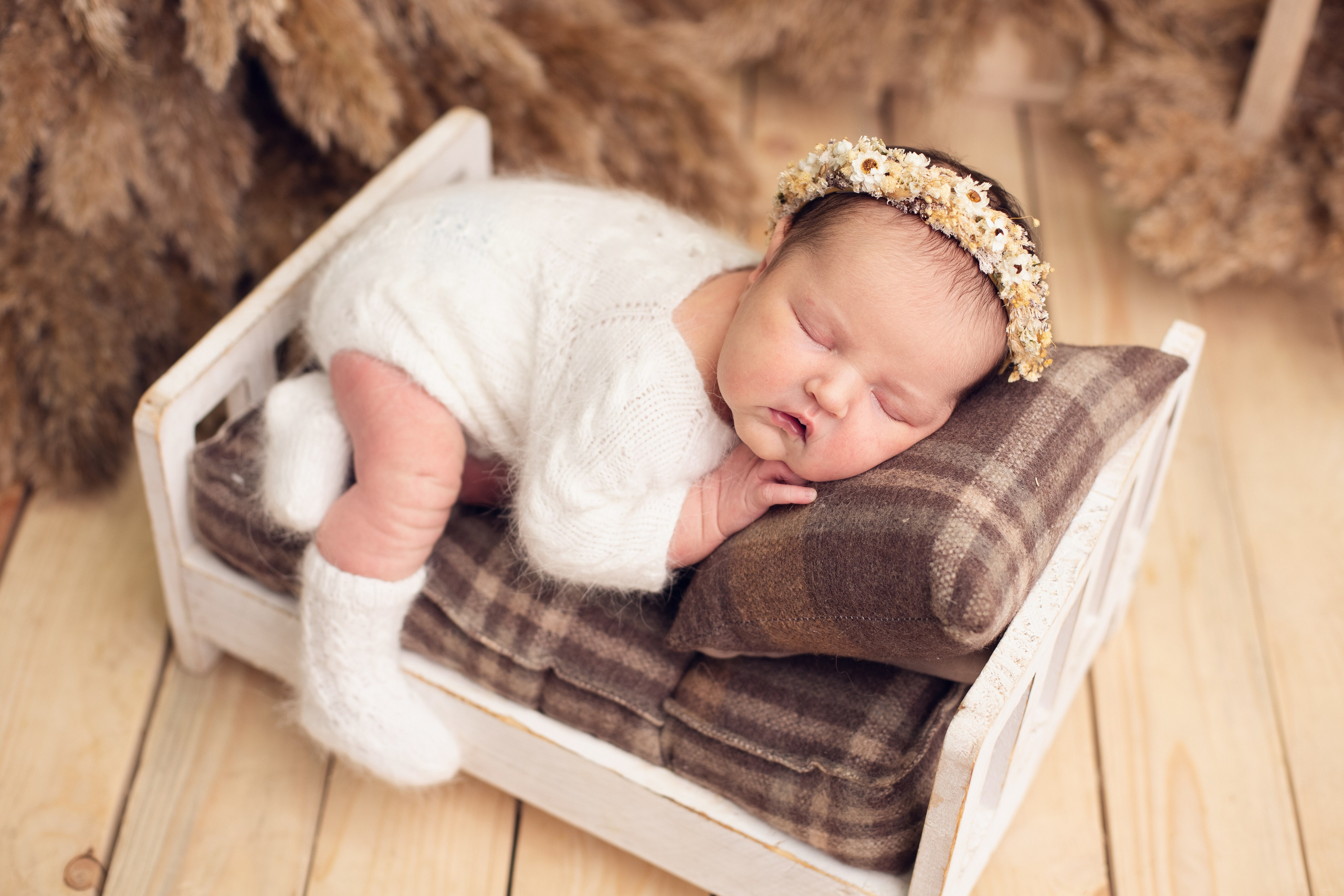 Василиса. Фотограф новорожденных в г. Россошь Виктория Нечепуренко