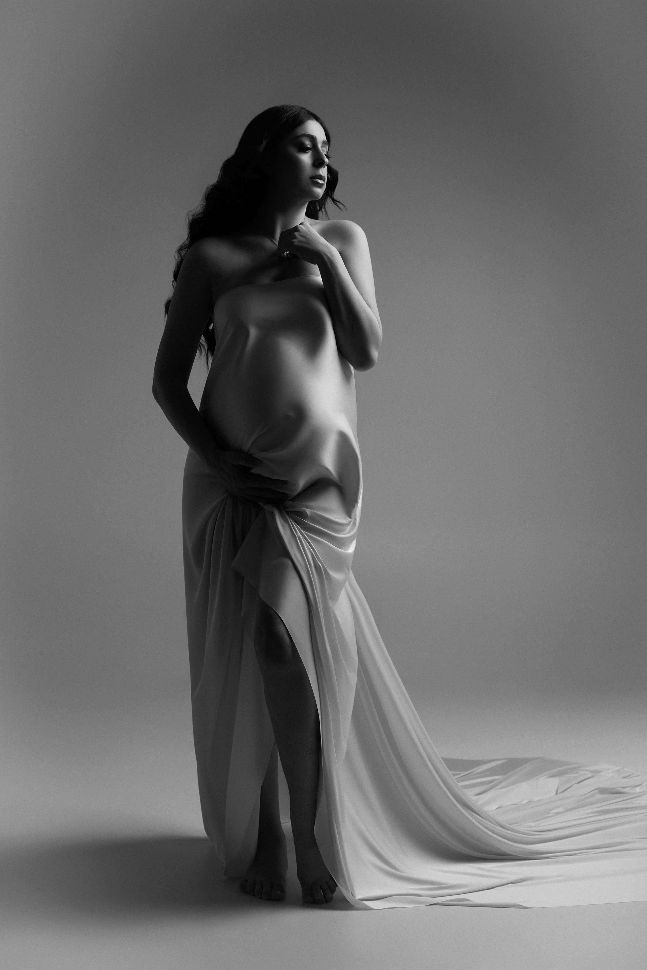 Фотосессия беременности Тюмень. Фотограф в стиле минимализм Тюмень
