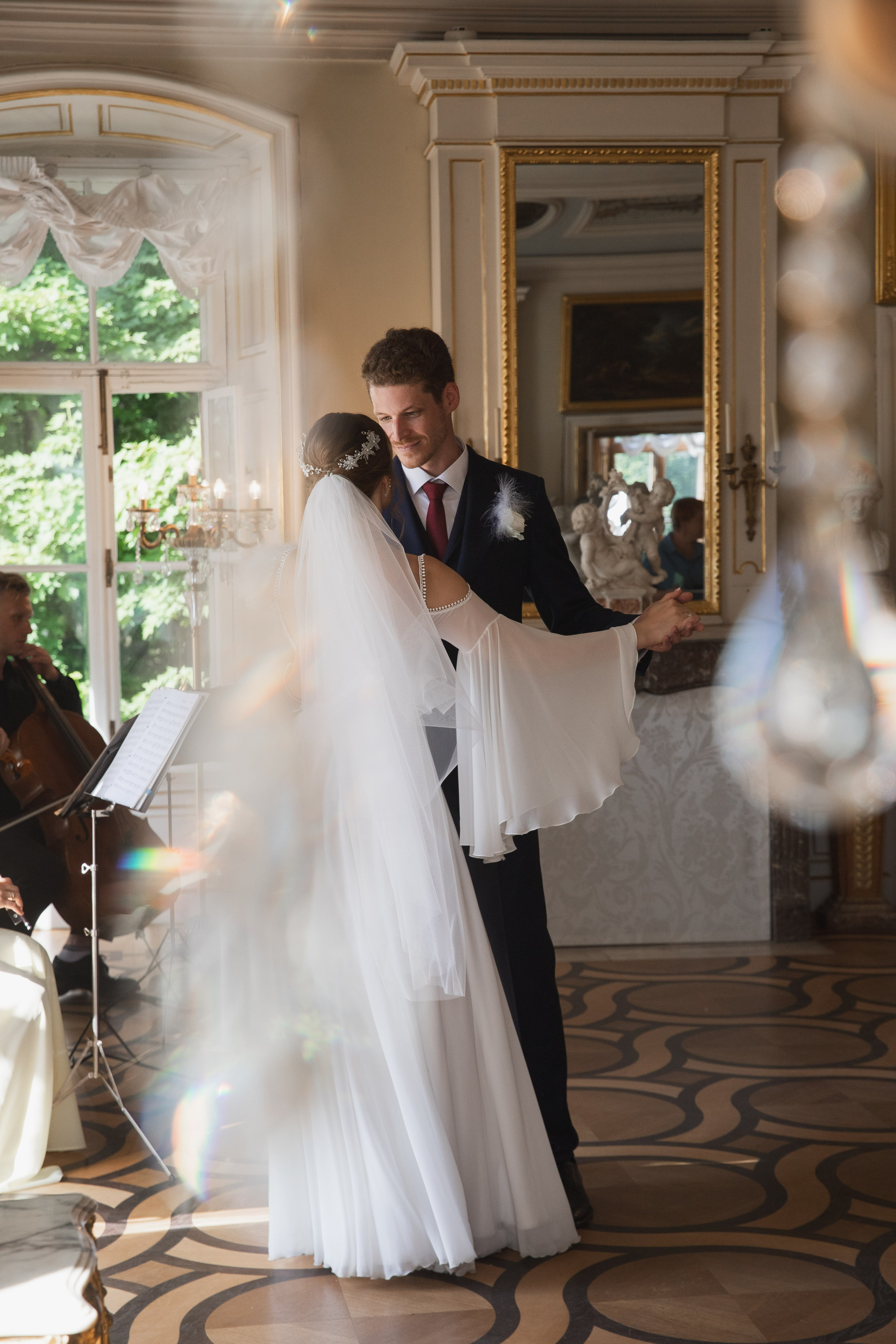 Летняя свадьба в Кусково. Свадебный и портретный фотограф в Москве Мария Кравченко