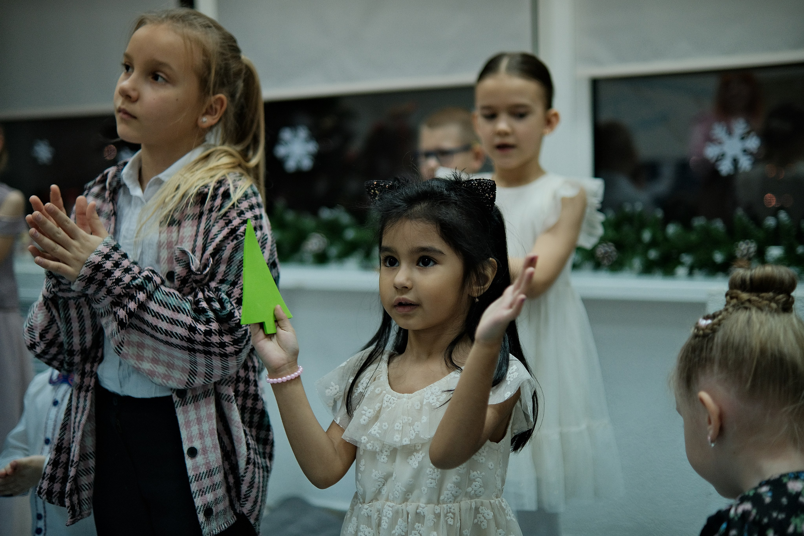 Мир знаний (Новогодний утренник). Serg_film