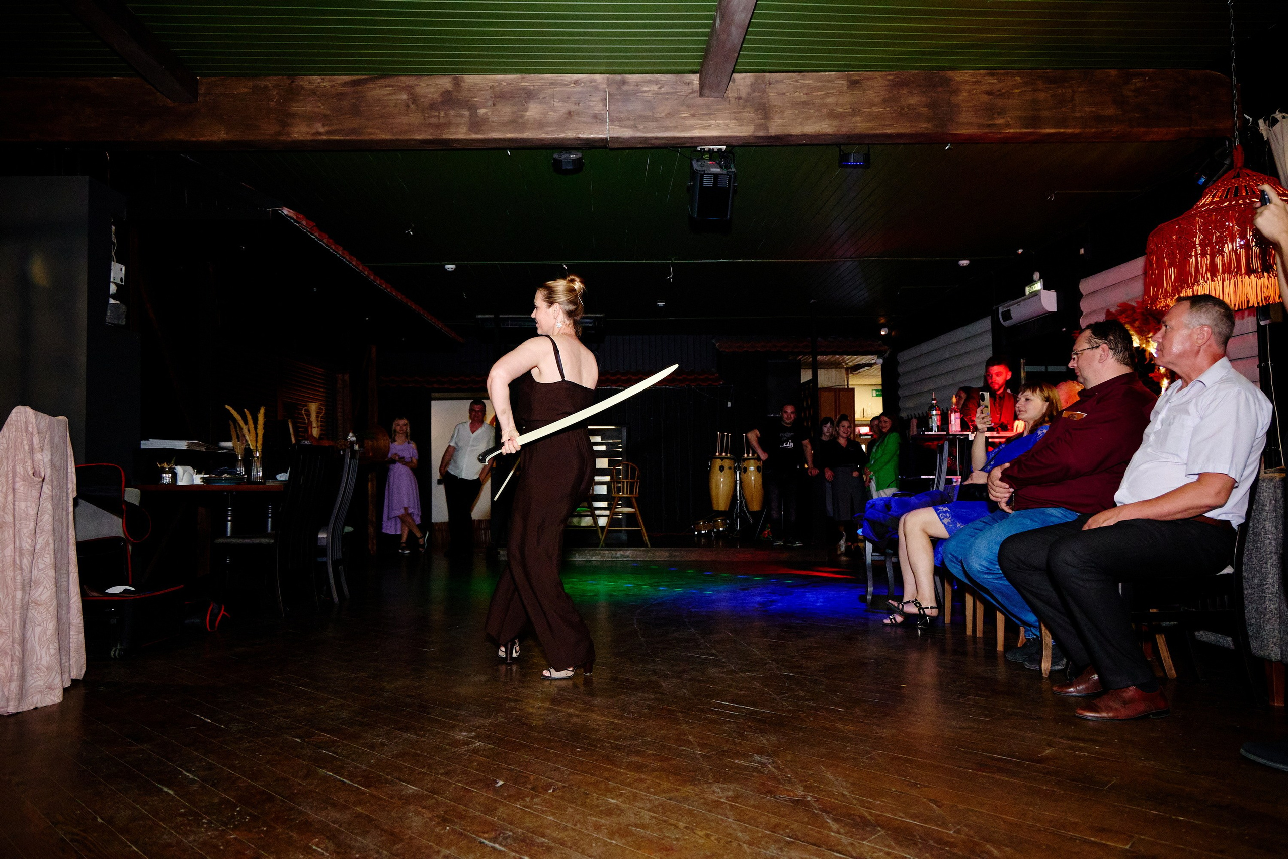 Выпускной 35 Сош. Фотограф Выпускные альбомы Таганрог Сергей Коробченко