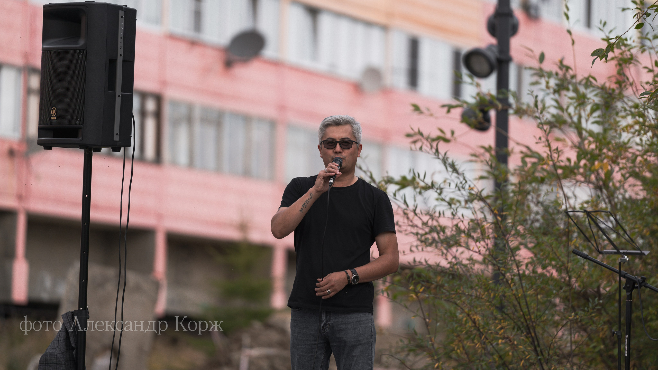 Открытый Микрофон (24 августа 2025). Фотографии и видеосъемка, Айхал, Удачный, Якутия. Фотографии Айхал