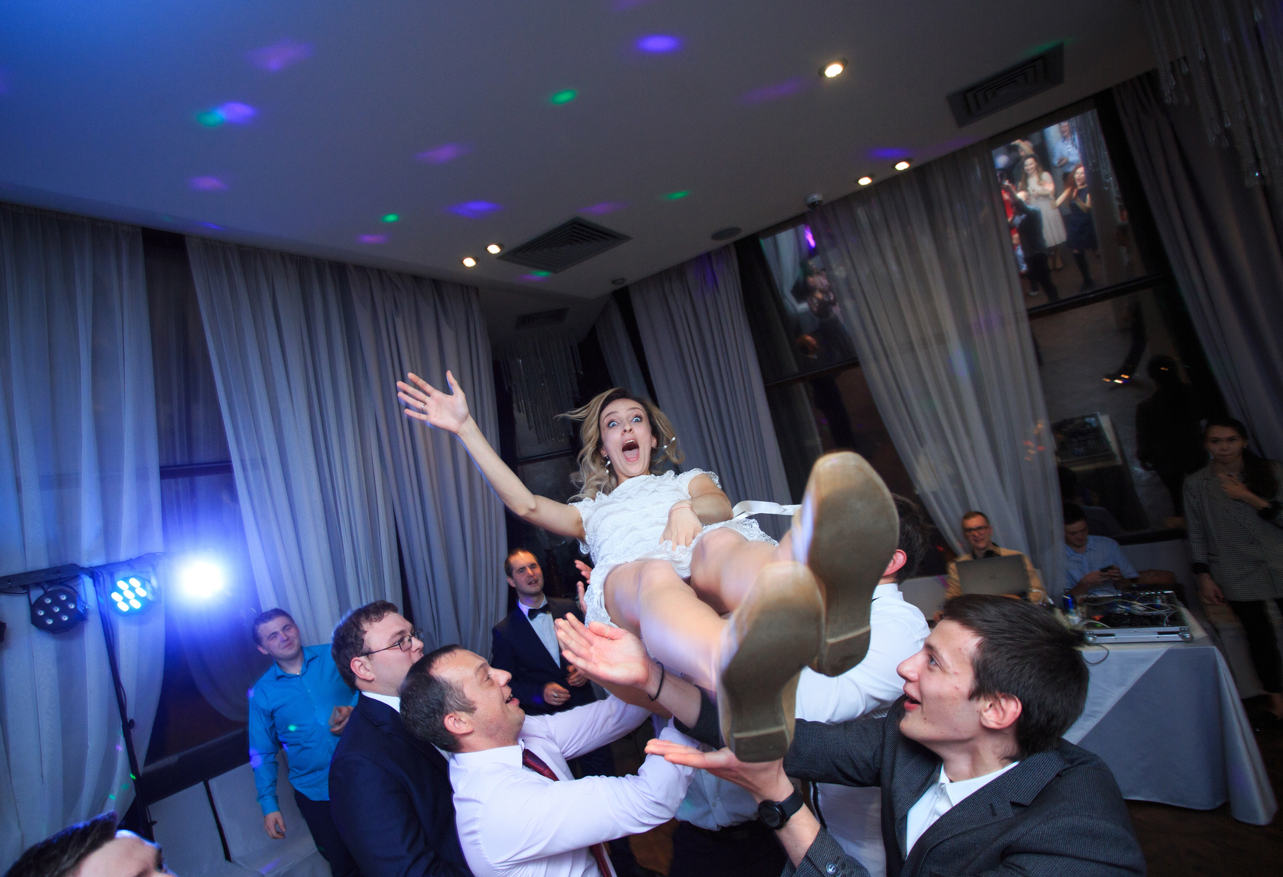 Хочу бургеры и в МЕГУ!. Свадебный фотограф в Санкт-Петербурге