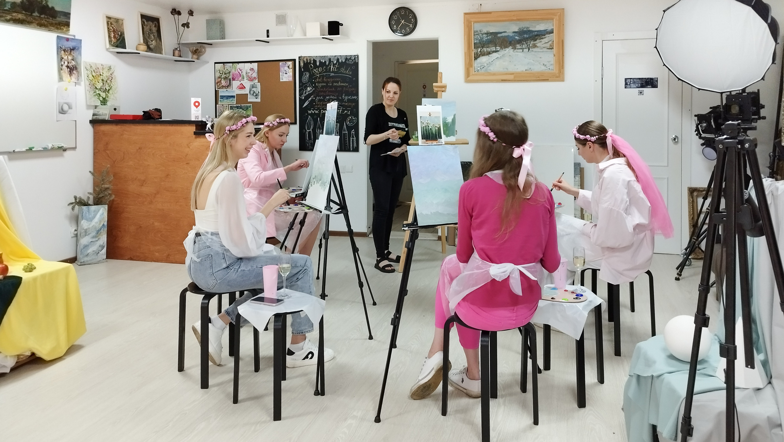 девичник для невесты с рисованием картин и вином
