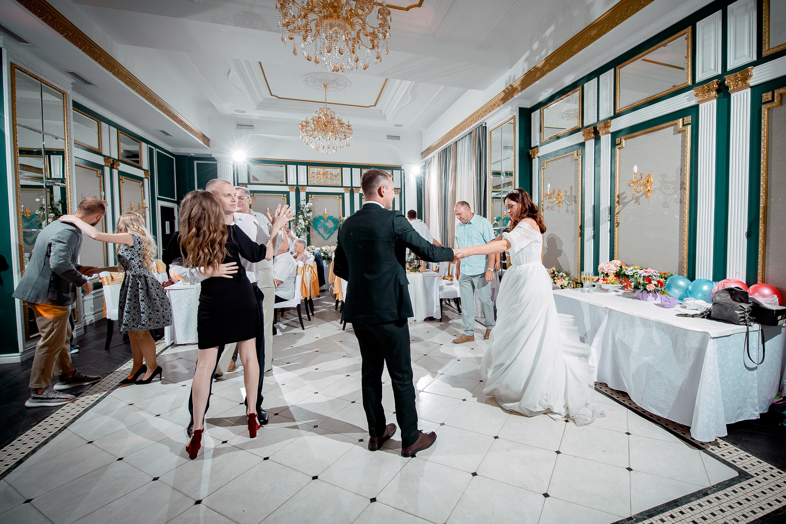 Полина и Денис, Москва — Щёлково. Свадебный и семейный фотограф Виктория Носачёва. Щелково, Москва и МО