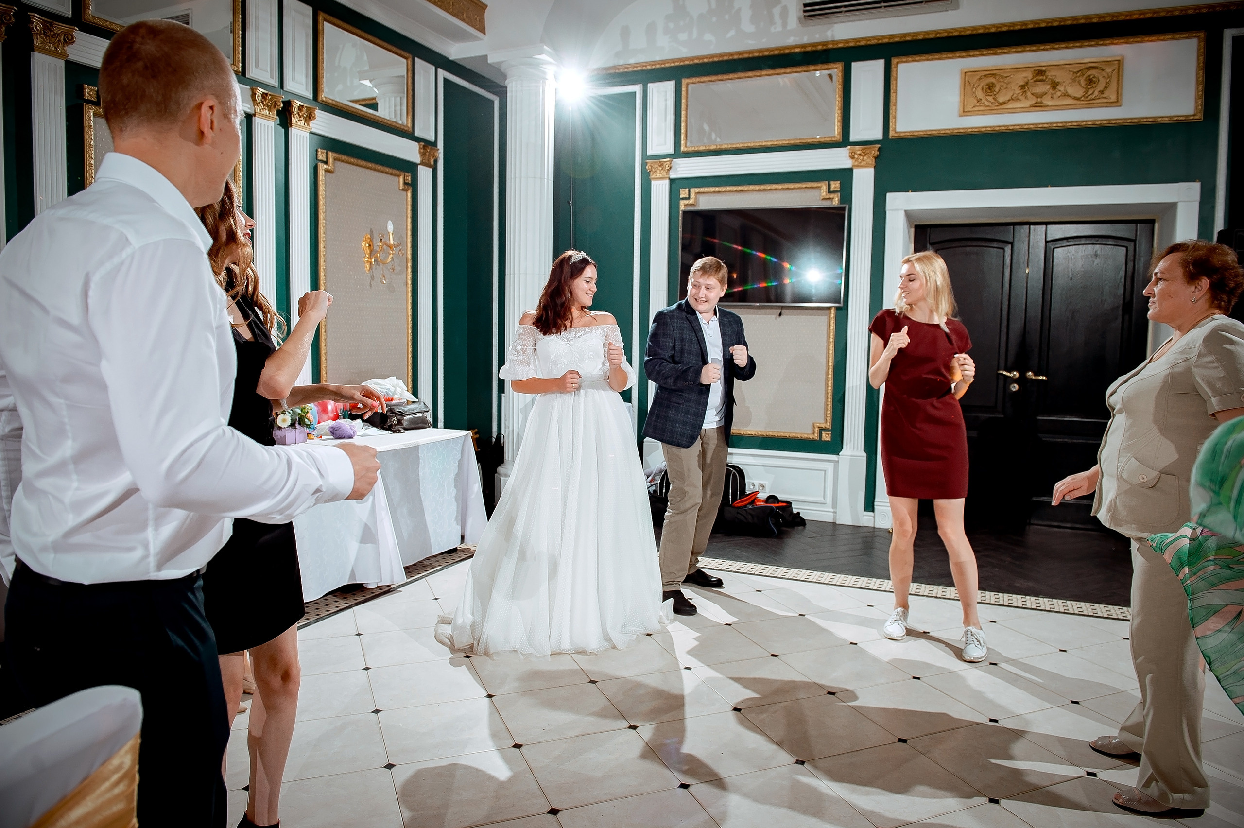 Полина и Денис, Москва — Щёлково. Свадебный и семейный фотограф Виктория Носачёва. Щелково, Москва и МО