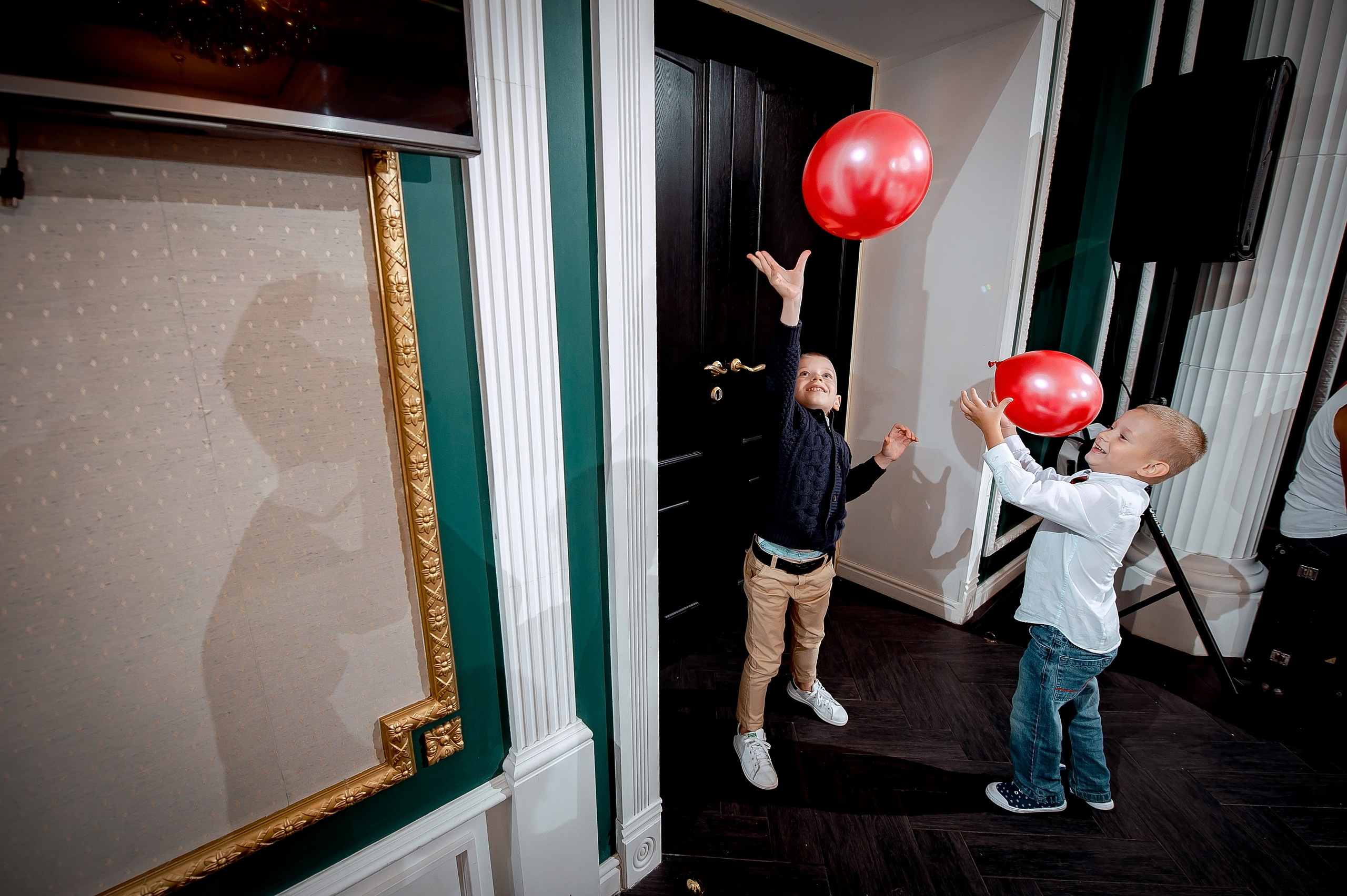 Полина и Денис, Москва — Щёлково. Свадебный и семейный фотограф Виктория Носачёва. Щелково, Москва и МО