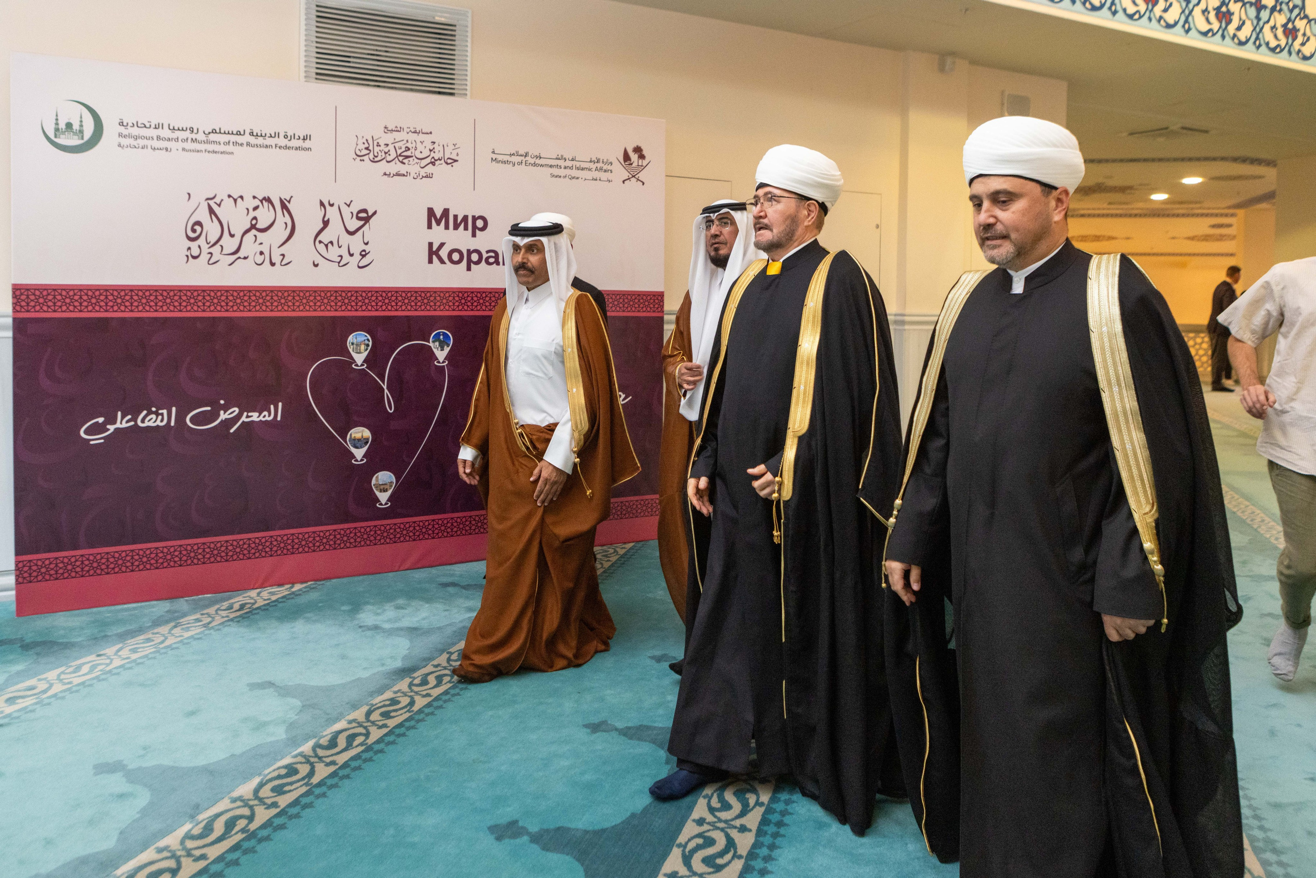 Открытие выставки Мир Корана. Рекламный, предметный, репортажный, семейный фотограф и художник в Москве