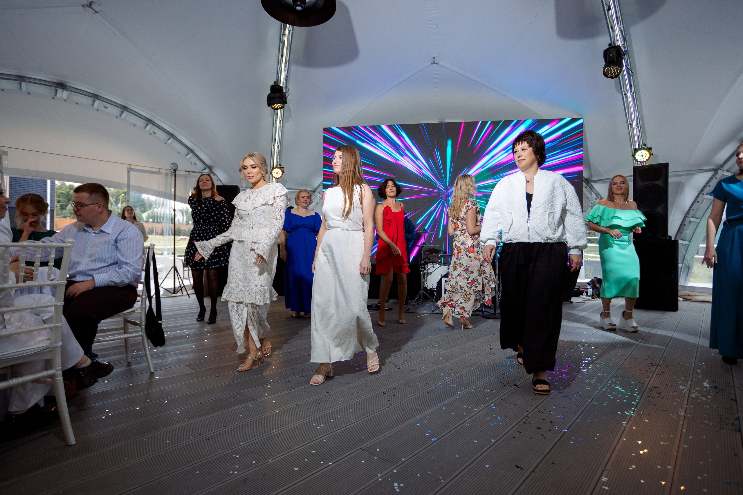 ВЫПУСКНОЙ: Волки-Липки. Все фото. Профессиональный фотограф в Ижевске Леша Петров