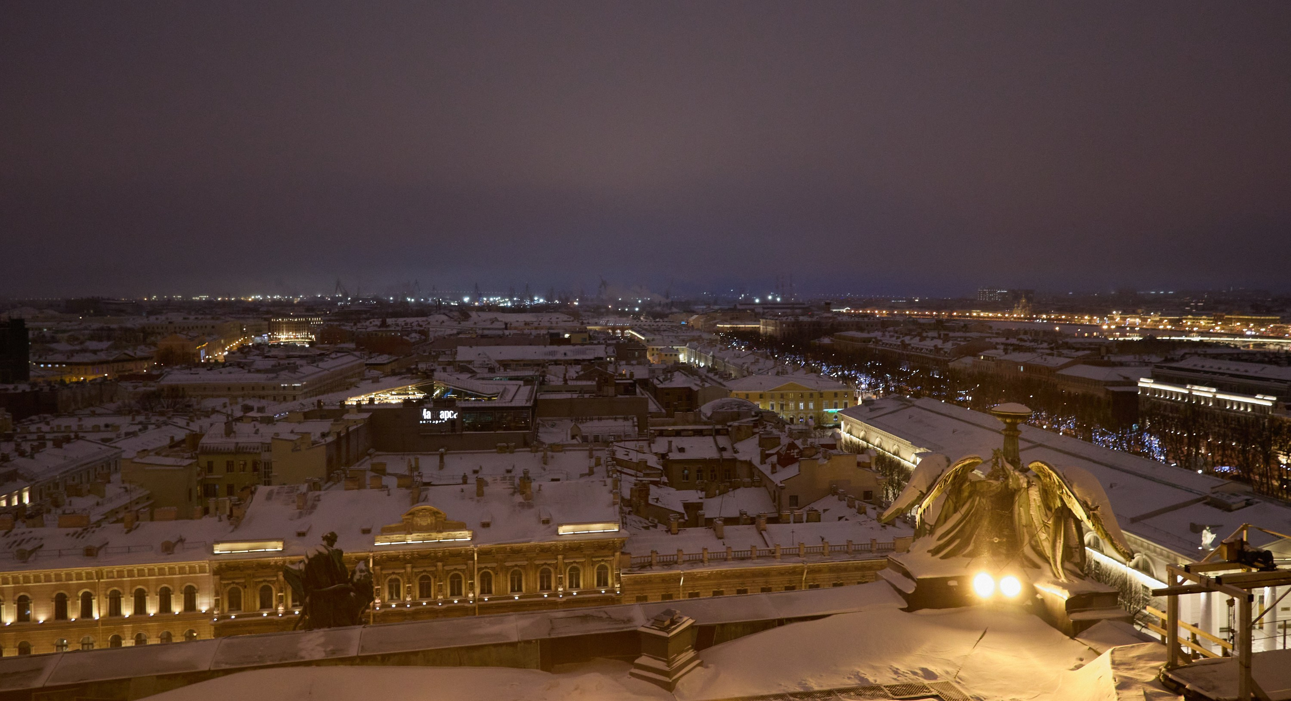 Рождество въ Санктъ-Петербургѣ. Фотографъ Сергѣевъ. Поймать мгновеніе