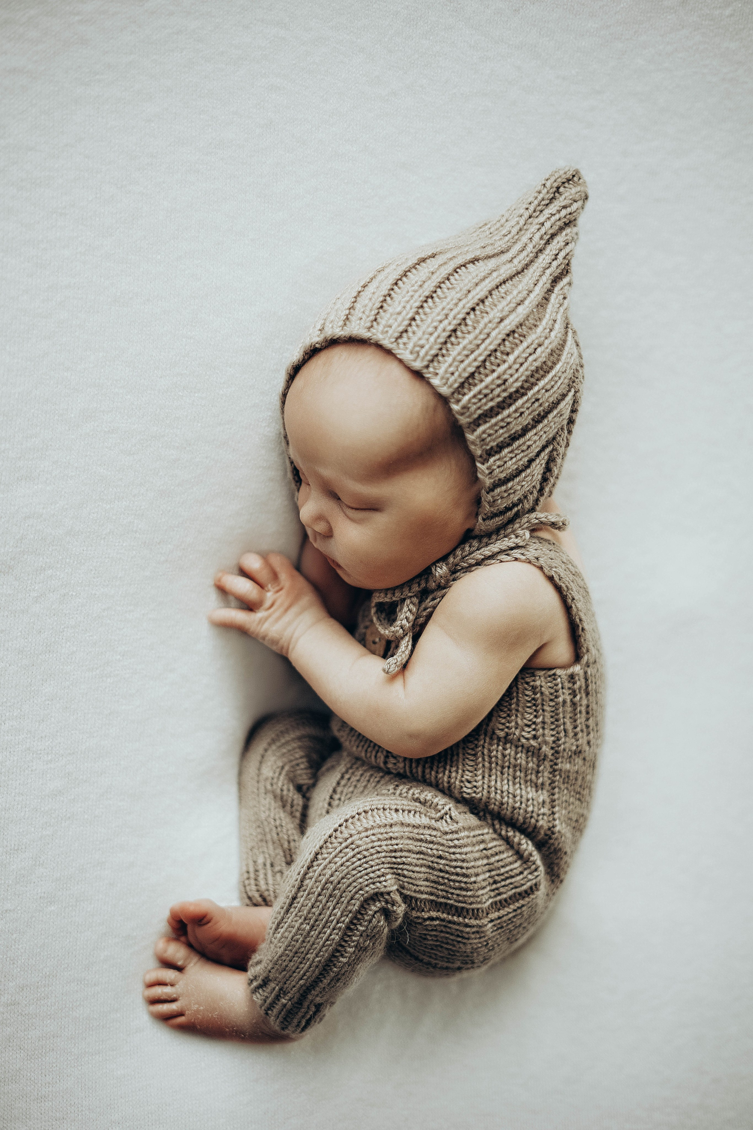 фотограф фотосессия ньюборн новорожденный малыш лайфстайл классический newborn фотосессия в краснодаре фотограф в краснодаре роды роддом фотограф малыш роды беременность