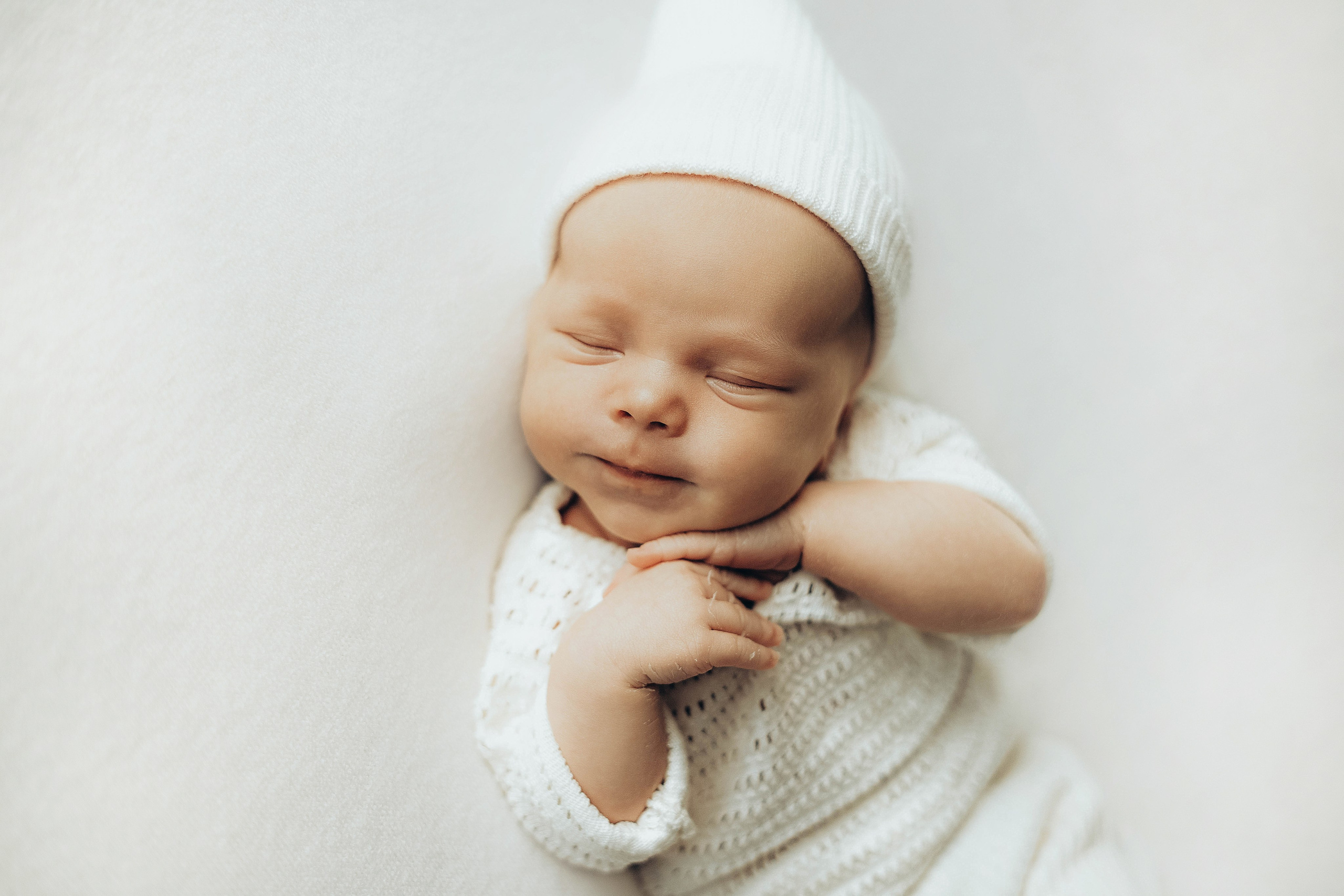 фотограф фотосессия ньюборн новорожденный малыш лайфстайл классический newborn фотосессия в краснодаре фотограф в краснодаре роды роддом фотограф малыш роды беременность