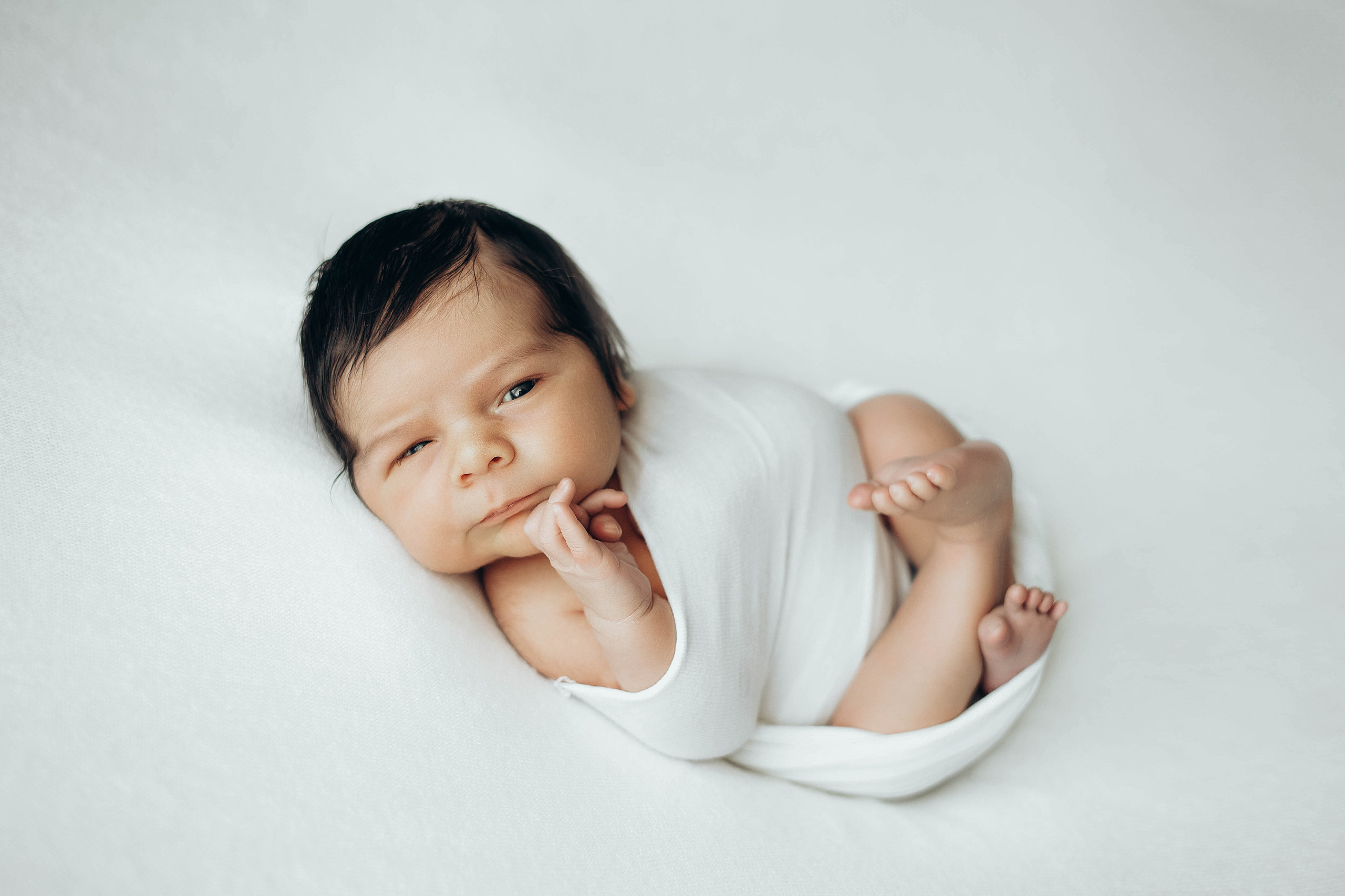 фотограф фотосессия ньюборн новорожденный малыш лайфстайл классический newborn фотосессия в краснодаре фотограф в краснодаре роды роддом фотограф малыш роды беременность