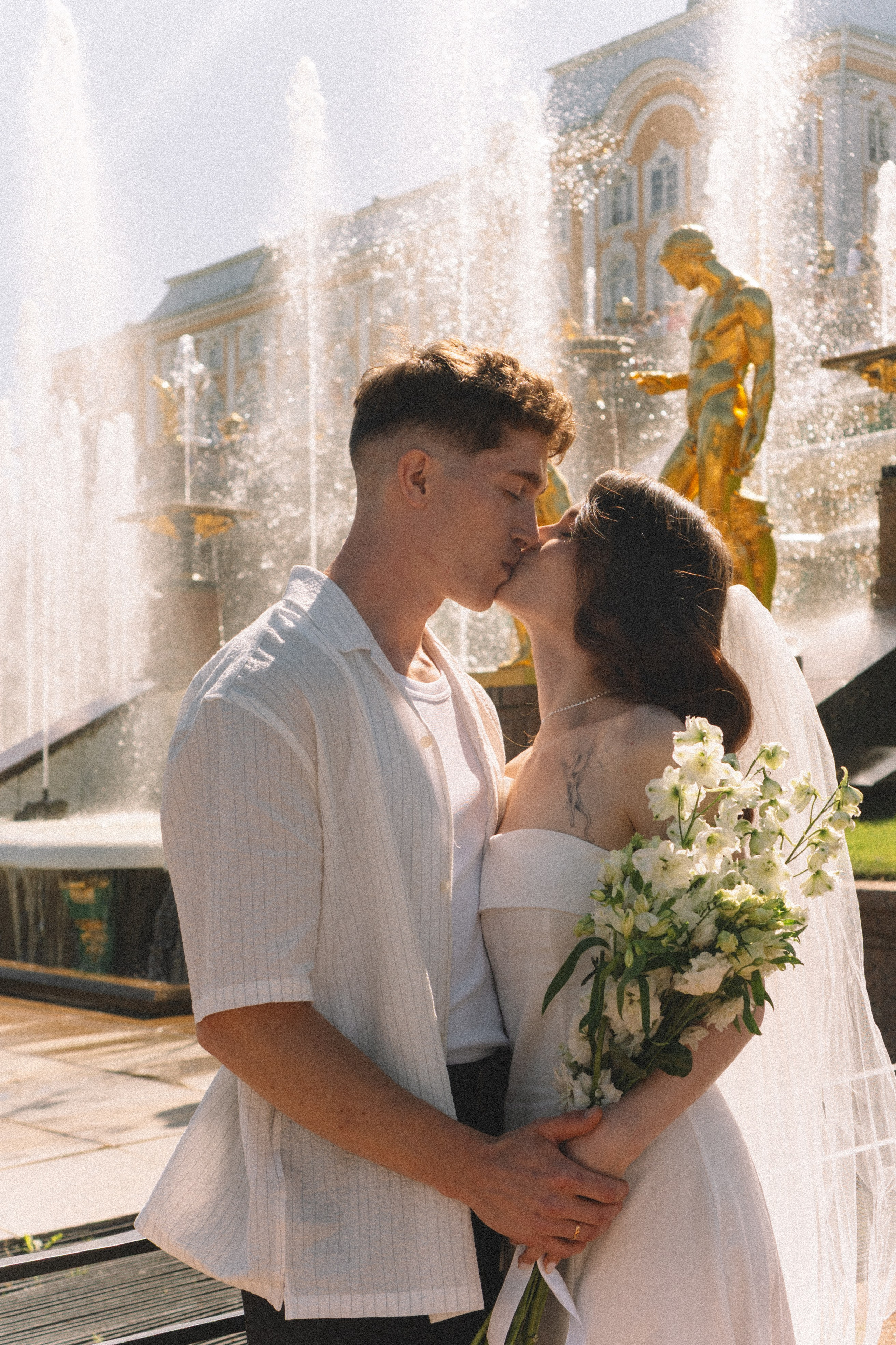 СВАДЕБНАЯ СЬЕМКА В ПЕТЕРГОФЕ И СЬЕМКА РЕПОРТАЖА В ЗАГСЕ ПЕТЕРГОФА. Профессиональный фотограф, Санкт-Петербург — Виктория Богомолова