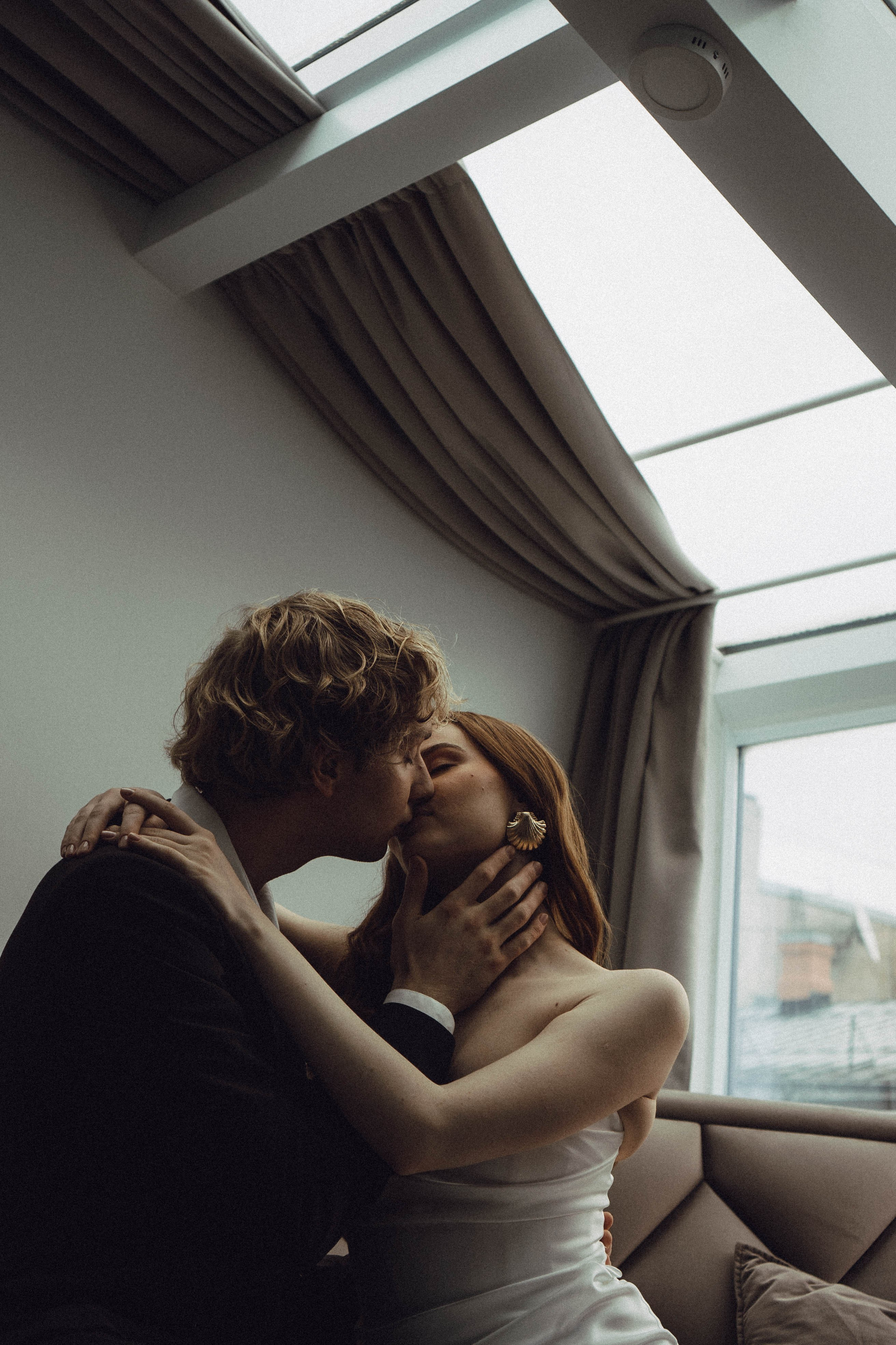 СВАДЕБНАЯ СЬЕМКА В ОТЕЛЕ. СБОРЫ ЖЕНИХА И НЕВЕСТЫ И ТАКЖЕ ТОР И ПОДГОТОВКА К ПРОГУЛКЕ. Профессиональный фотограф, Санкт-Петербург — Виктория Богомолова