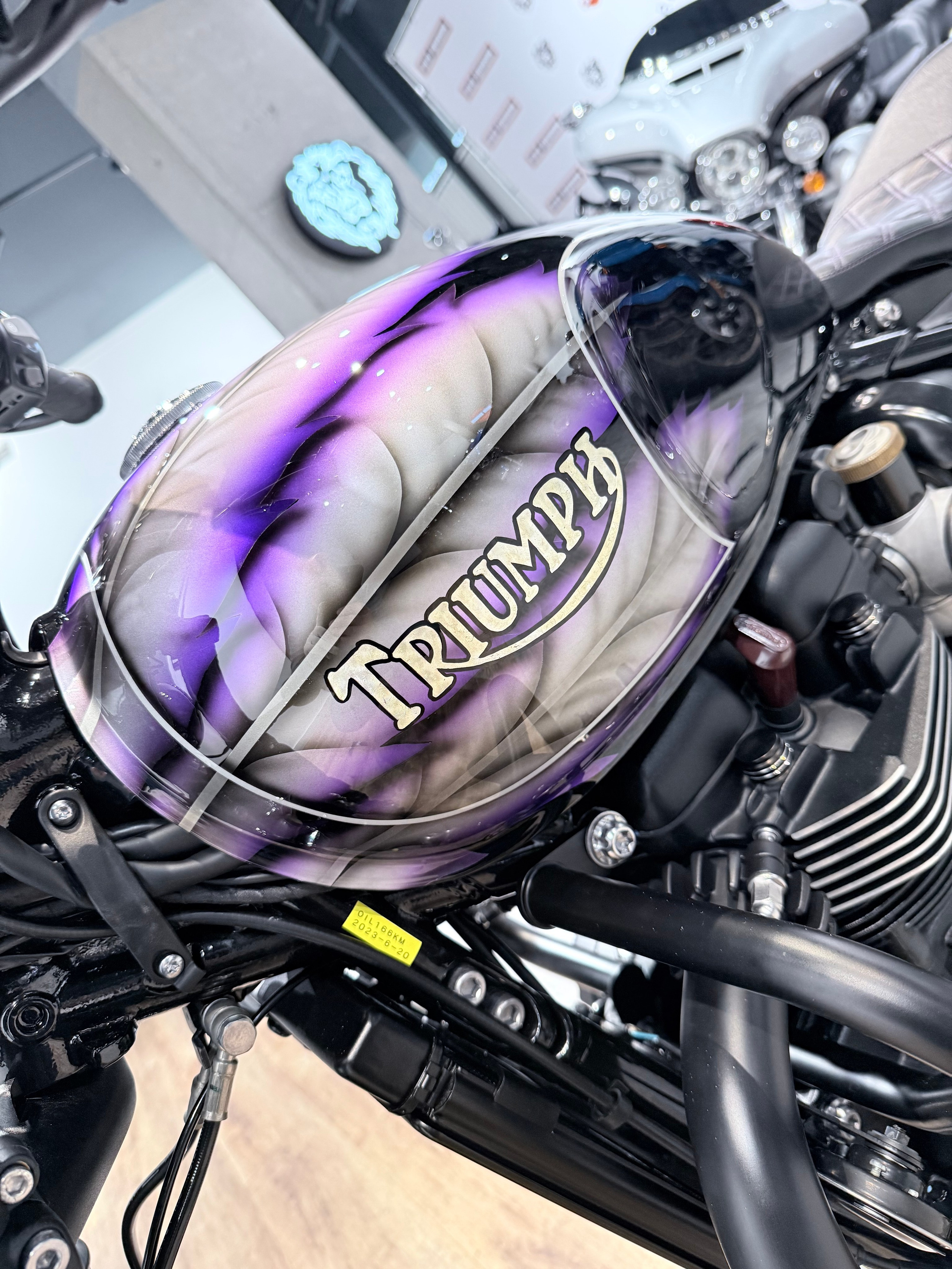 Triumph Bobber NEW. Hello Davidson, Москва. Только хорошие мотоциклы…