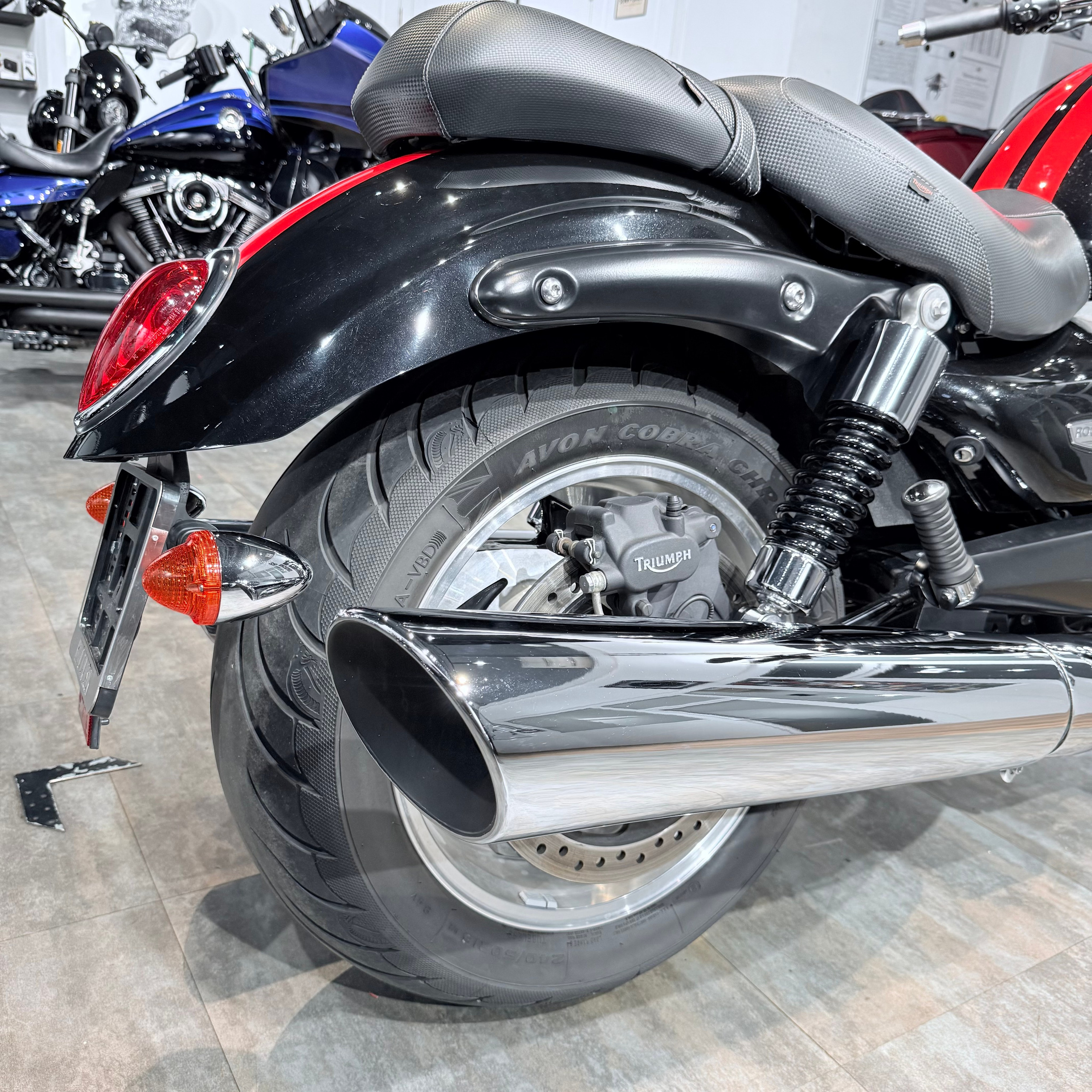 Купить Triumph 2017 Rocket III Roadster — подробнее на сайте. Hello Davidson, Москва. Только хорошие мотоциклы…