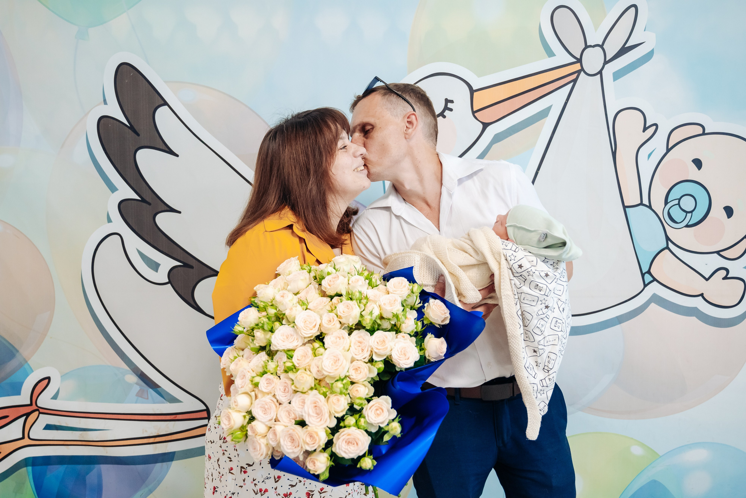 Выписка из роддома. Фотограф Татьяна Ульянова. Съёмка выписки из роддома, Таинства Крещения