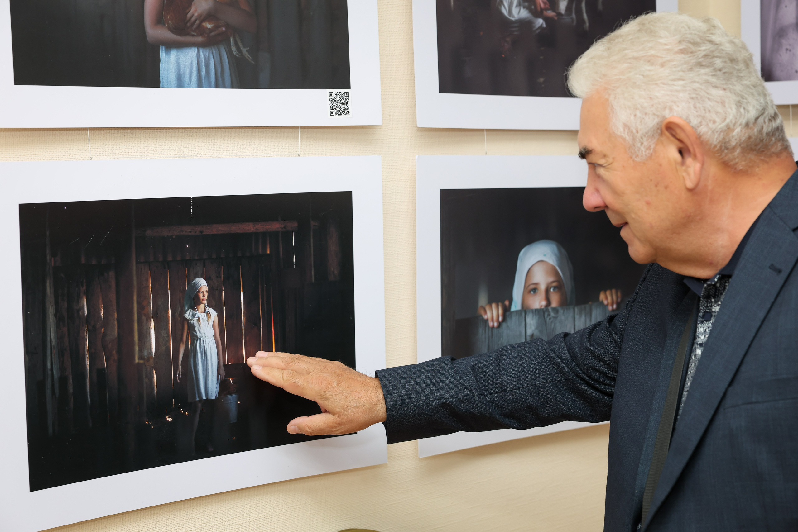 Фотовыставка к 1 июня 2025 «Мир детства». Детский и семейный фотограф в Павлодаре Оксана Солей. Школа моделей