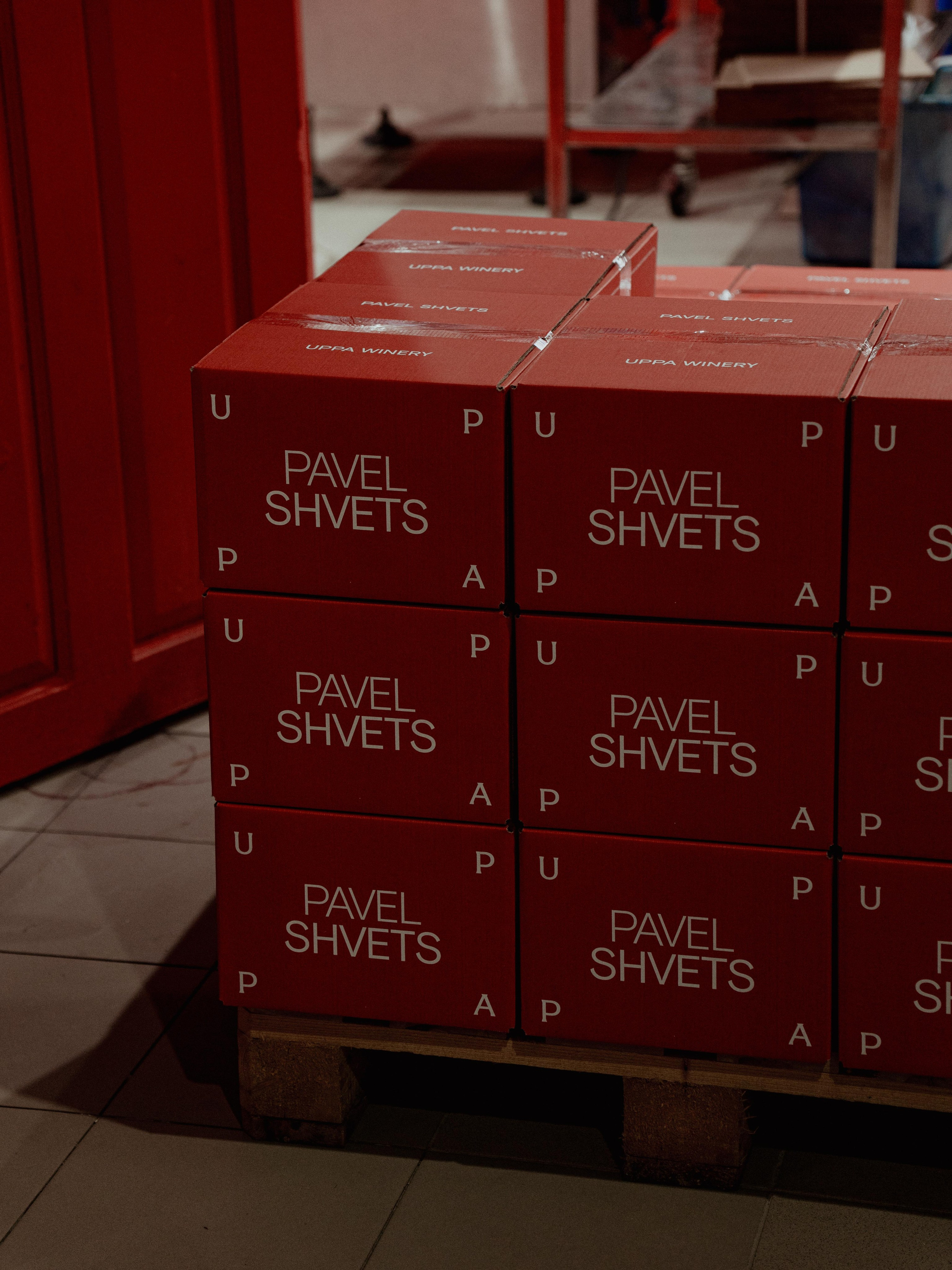 Новый дизайн коробки для Uppa Winery. Фотограф в Крыму Алевтина Швец