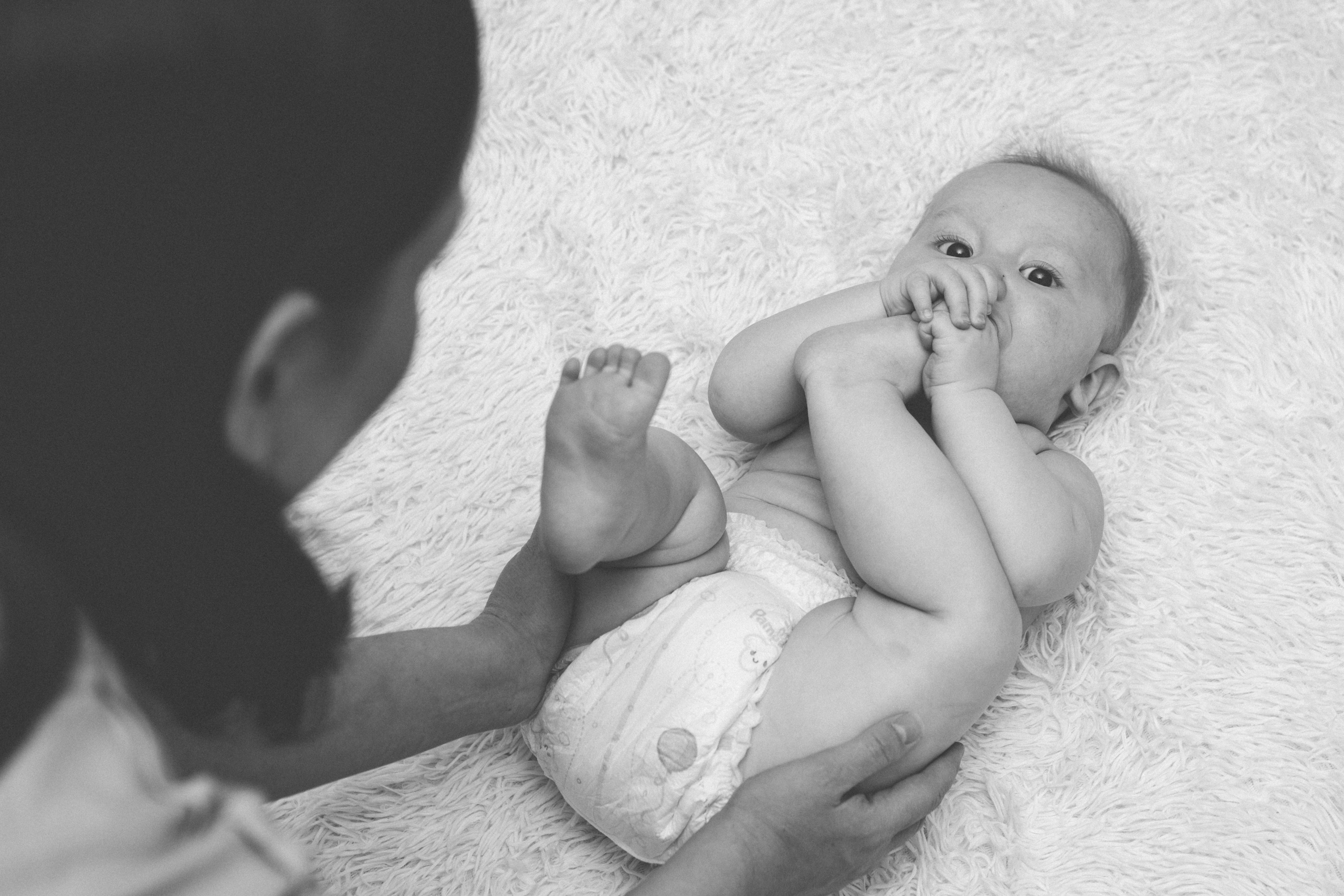Просто дома. Фотограф новорожденных Омск —со всем необходимым к вам домой