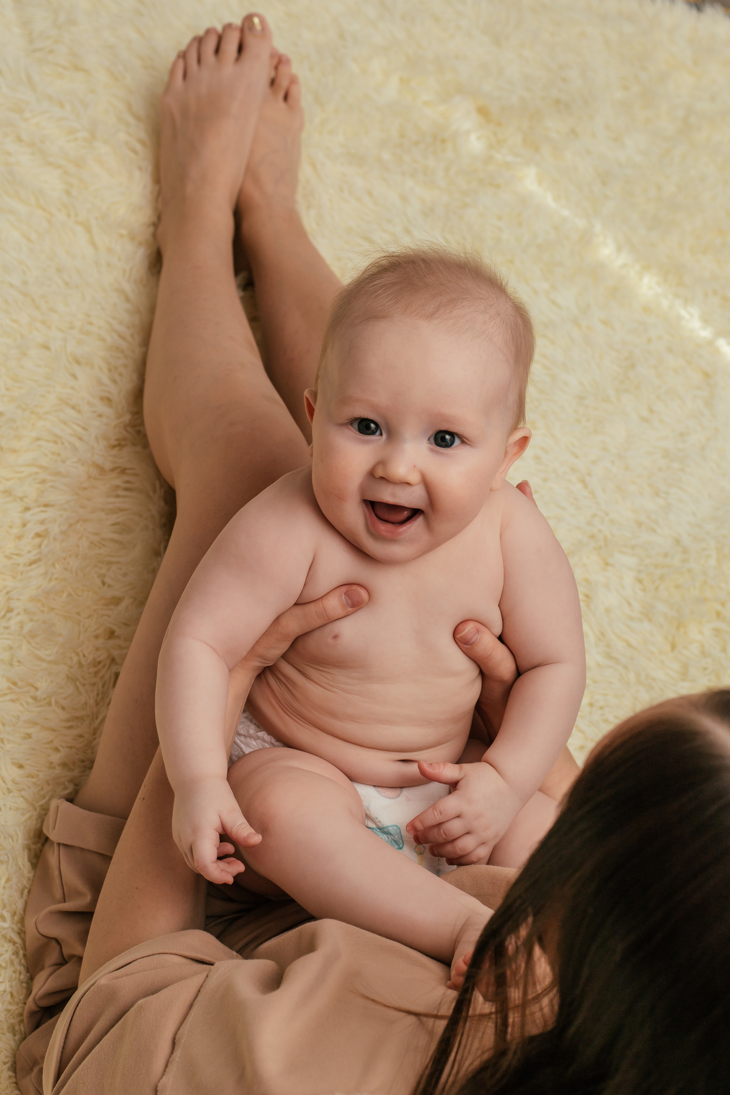 Просто дома. Фотограф новорожденных Омск —со всем необходимым к вам домой