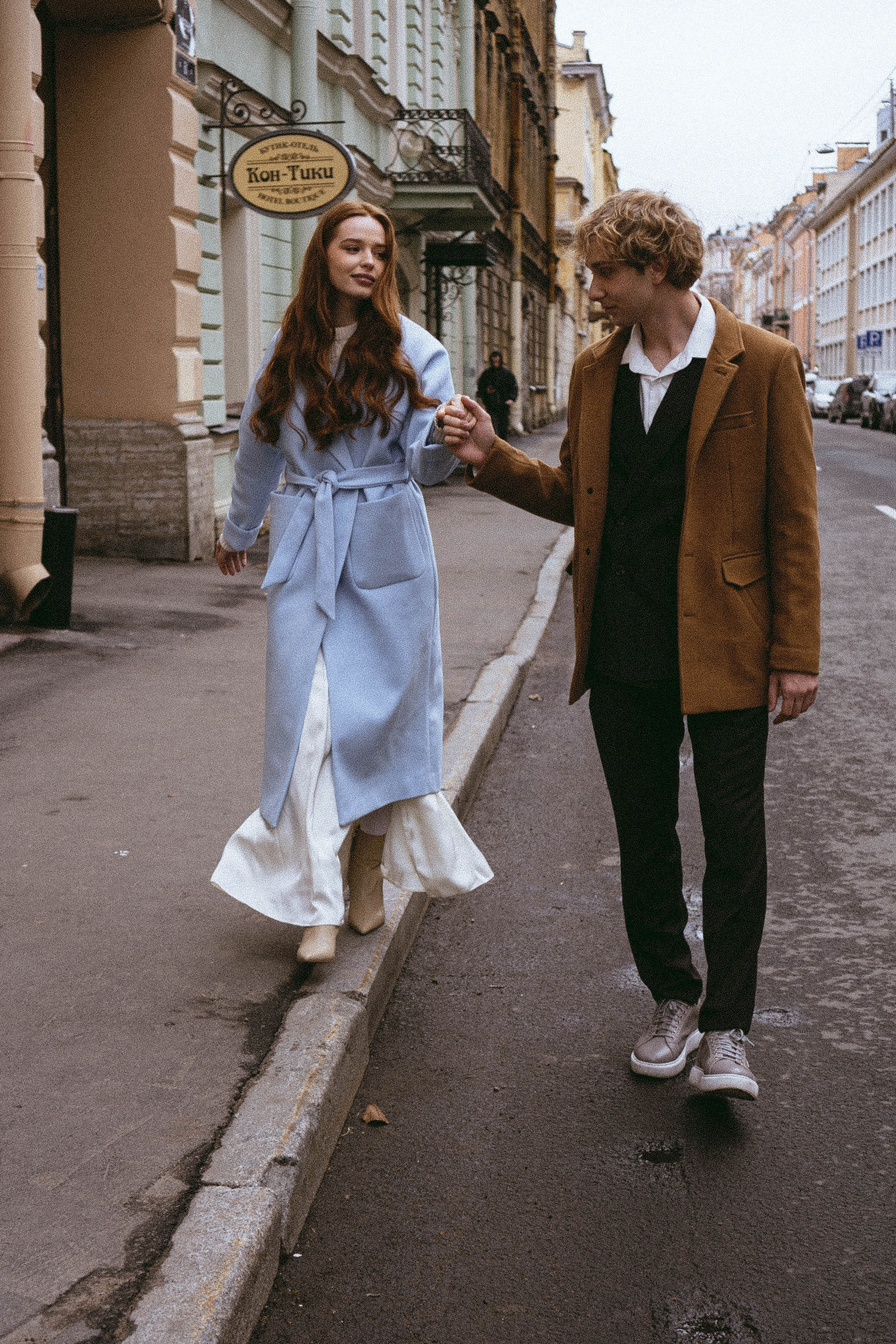 СВАДЕБНАЯ СЬЕМКА В ОТЕЛЕ. СБОРЫ ЖЕНИХА И НЕВЕСТЫ И ТАКЖЕ ТОР И ПОДГОТОВКА К ПРОГУЛКЕ И ПРОГУЛКА ПО ПЕТРОГРАДКЕ. Профессиональный фотограф, Санкт-Петербург — Виктория Богомолова