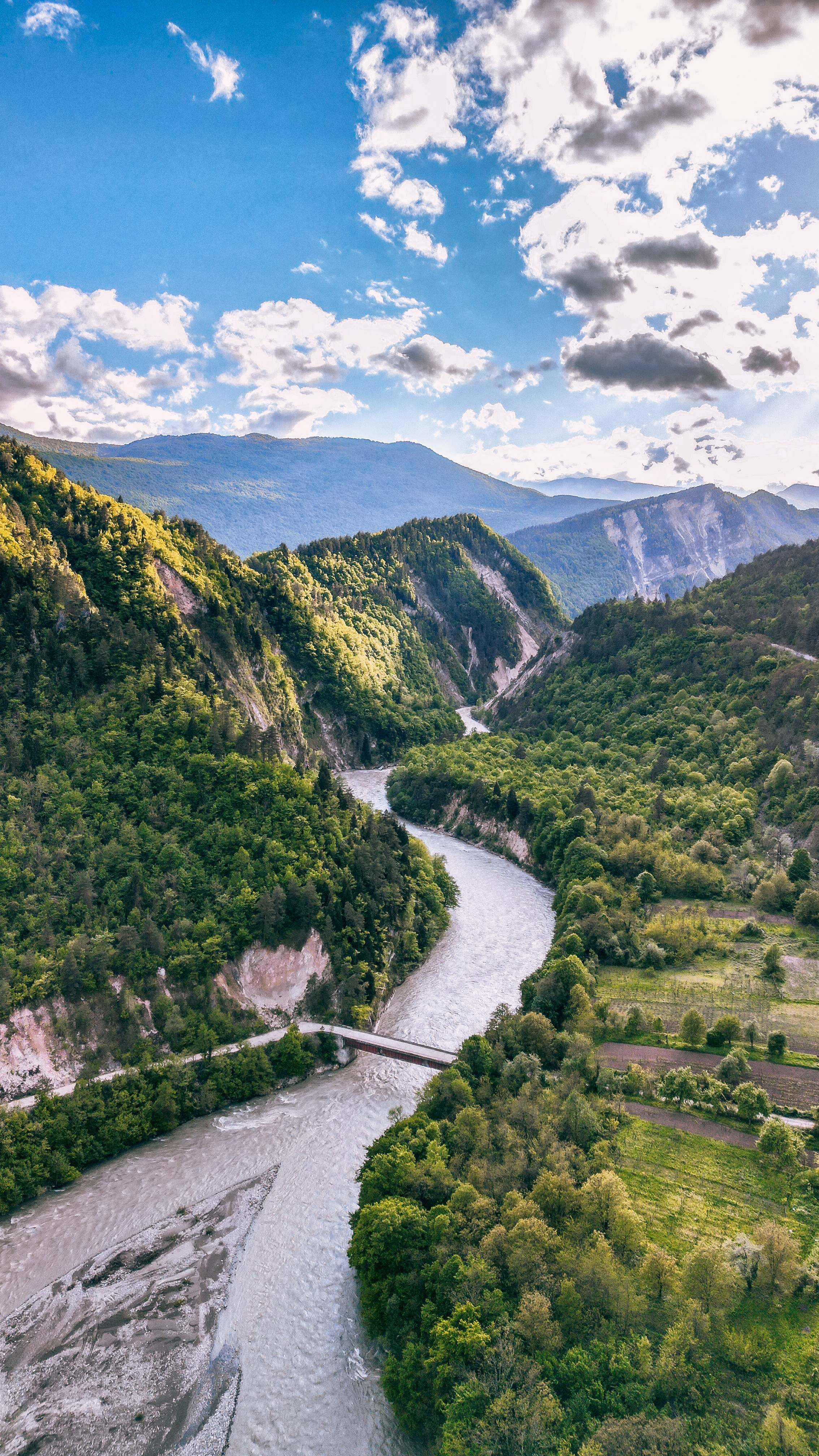 Грузия 2023. Человек с фотокамерой