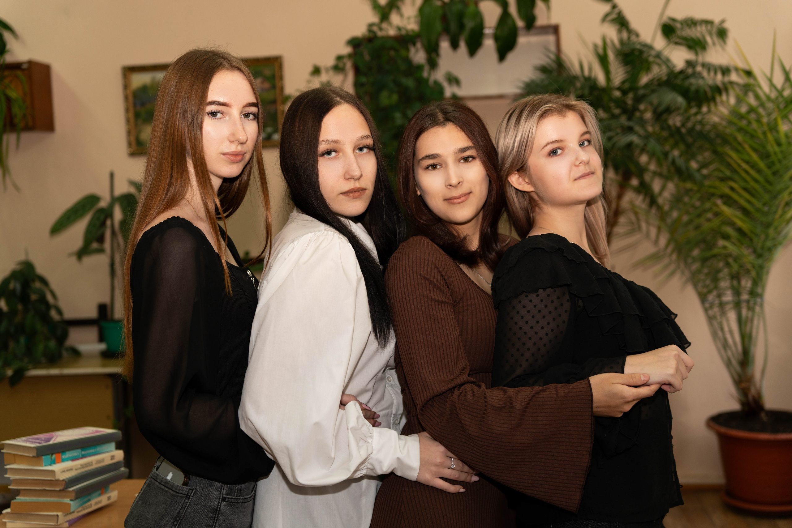 Выпускные альбомы. ФОТОКНИГИ ШКОЛА. Свадебный и семейный фотограф в Тейково, Иваново Зацепина Анна