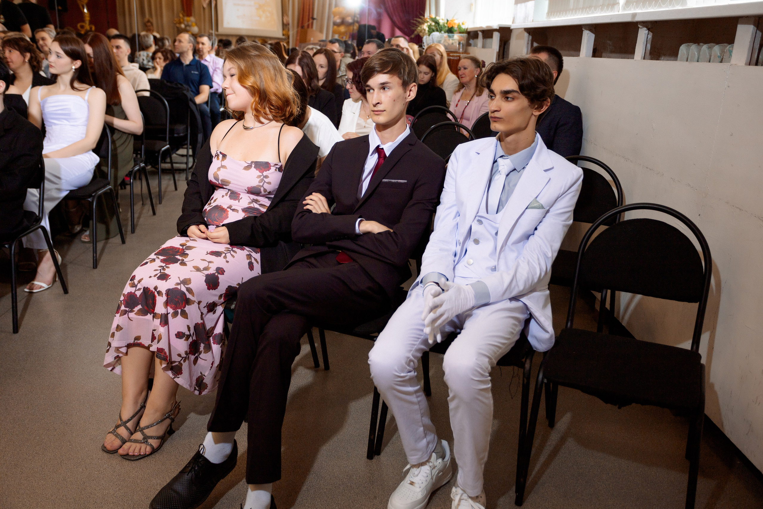 ВРУЧЕНИЕ АТТЕСТАТОВ: Пример. Все фото. Профессиональный фотограф в Ижевске Леша Петров