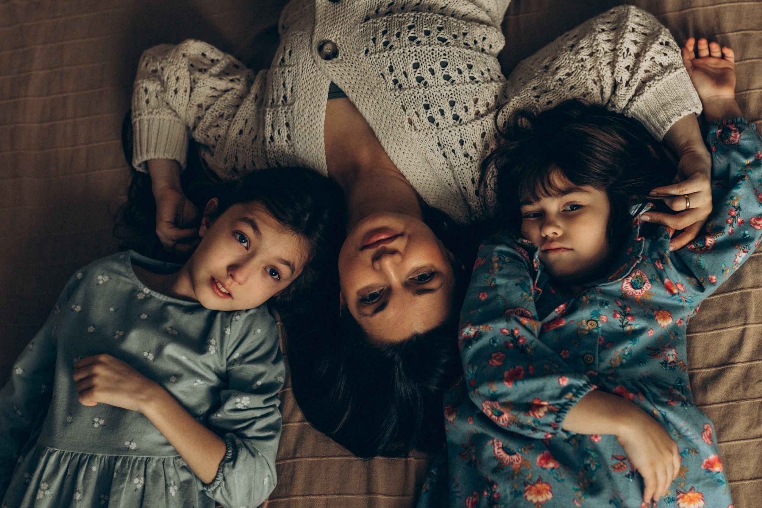 Наталья с Алиной и Ярославой. Семейный фотограф lifestyle в Новосибирске Елена Шпилевая