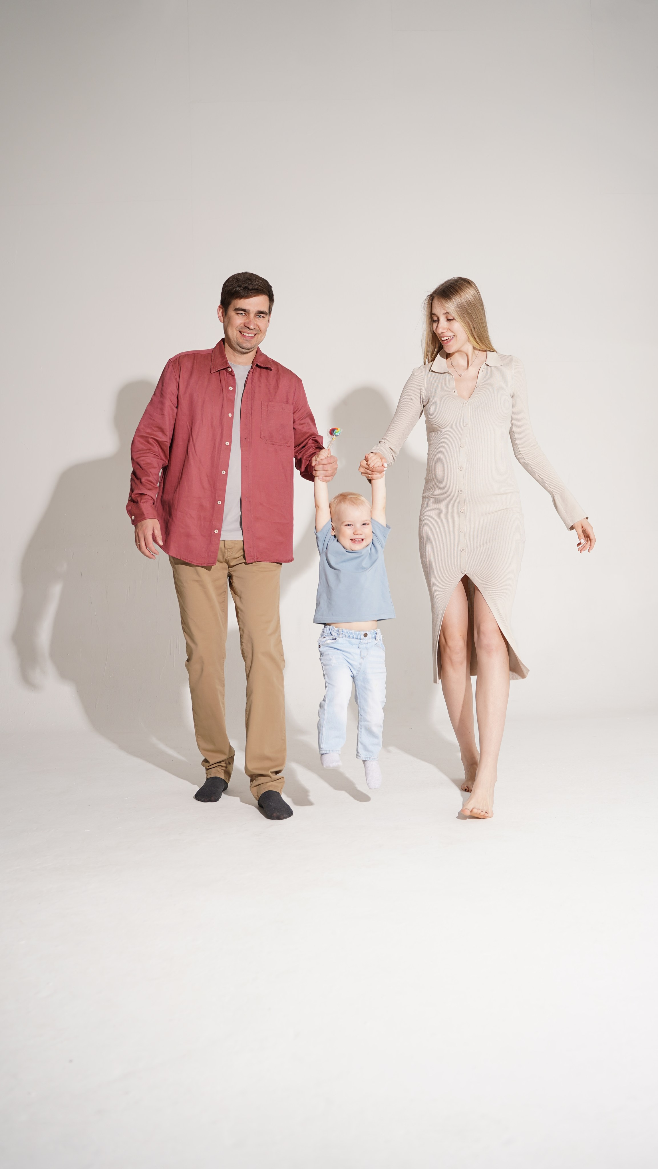 Елизавета, Денис, Никитёнок. Добро пожаловать в мир самого прекрасного — в мир фотографии!